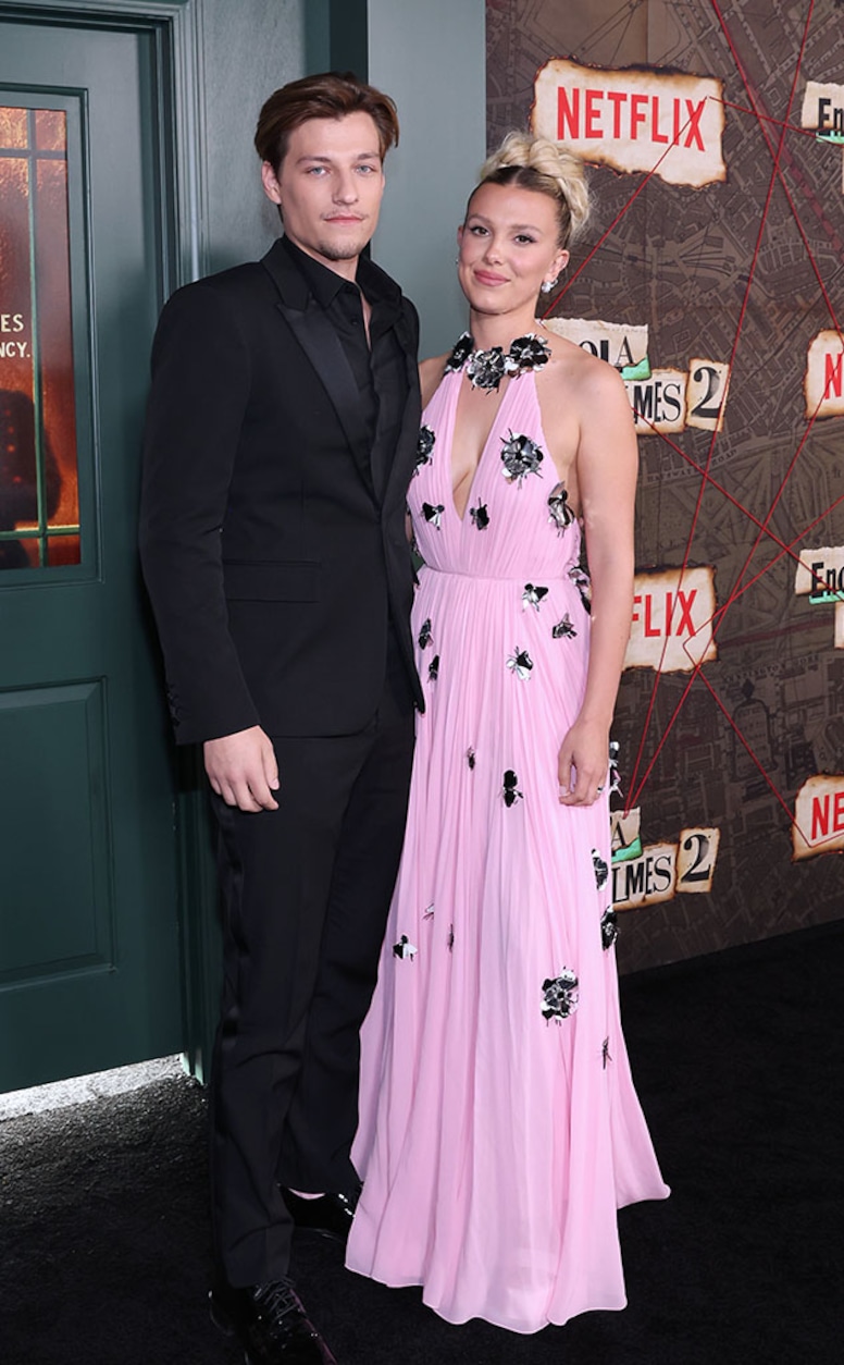 Photos from See Every Star at the Enola Holmes 2 Premiere! Online