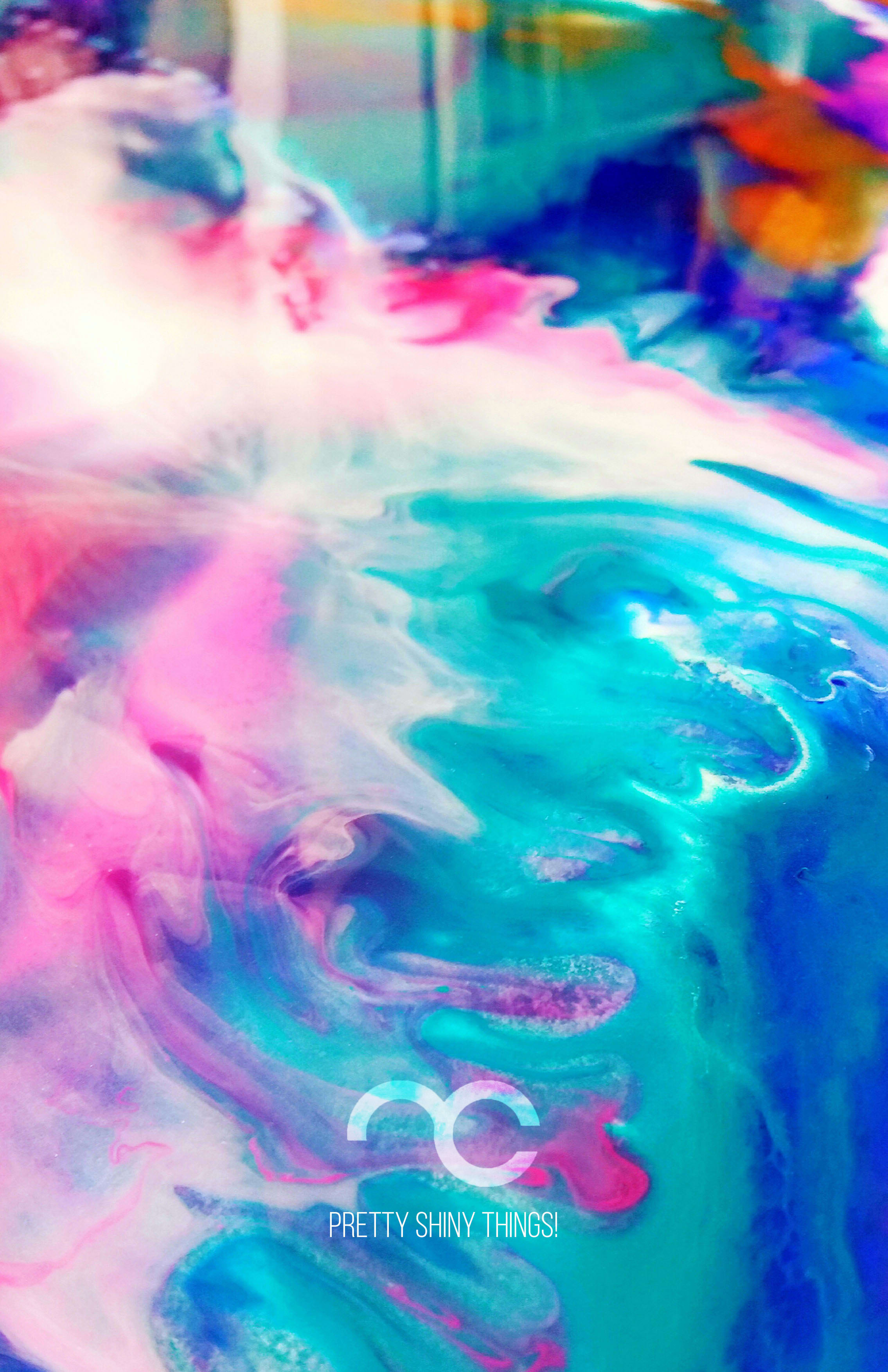 Show you the best multicolor ocean background