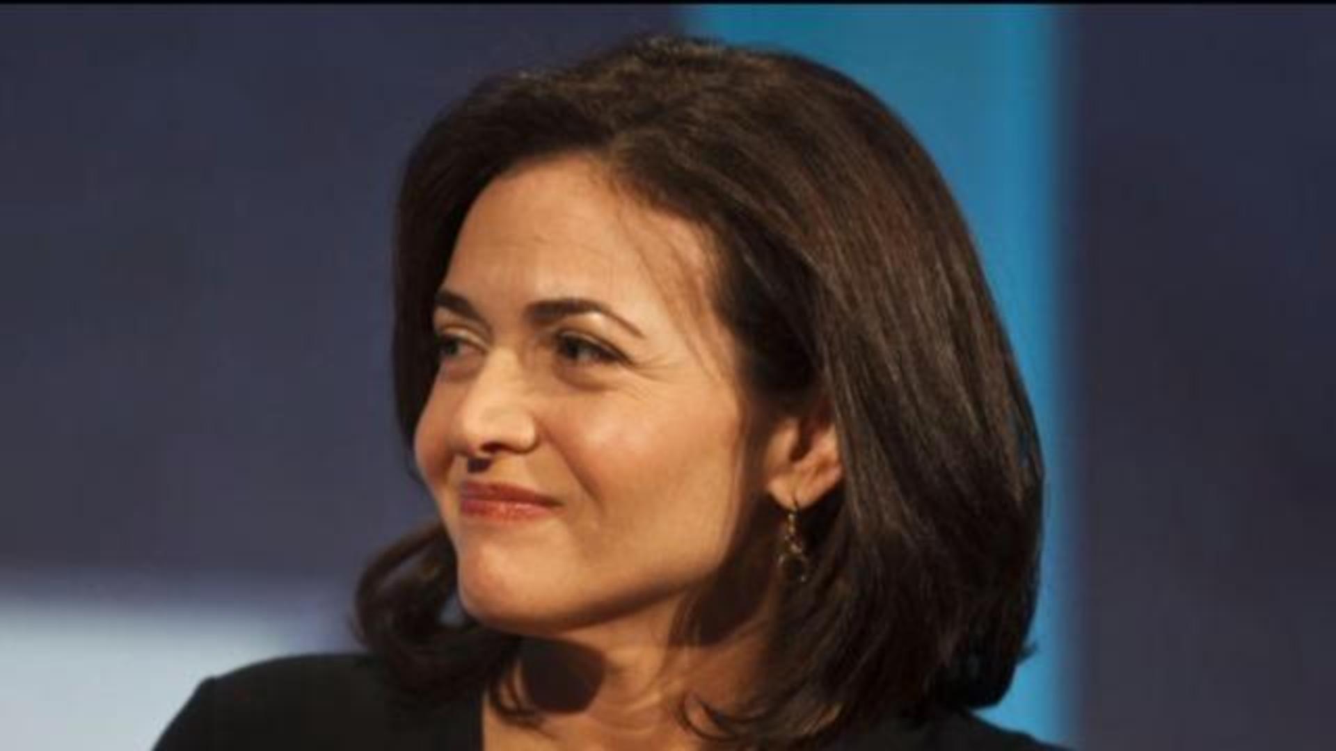 Facebook's Sheryl Sandberg apologizes for breach of trust