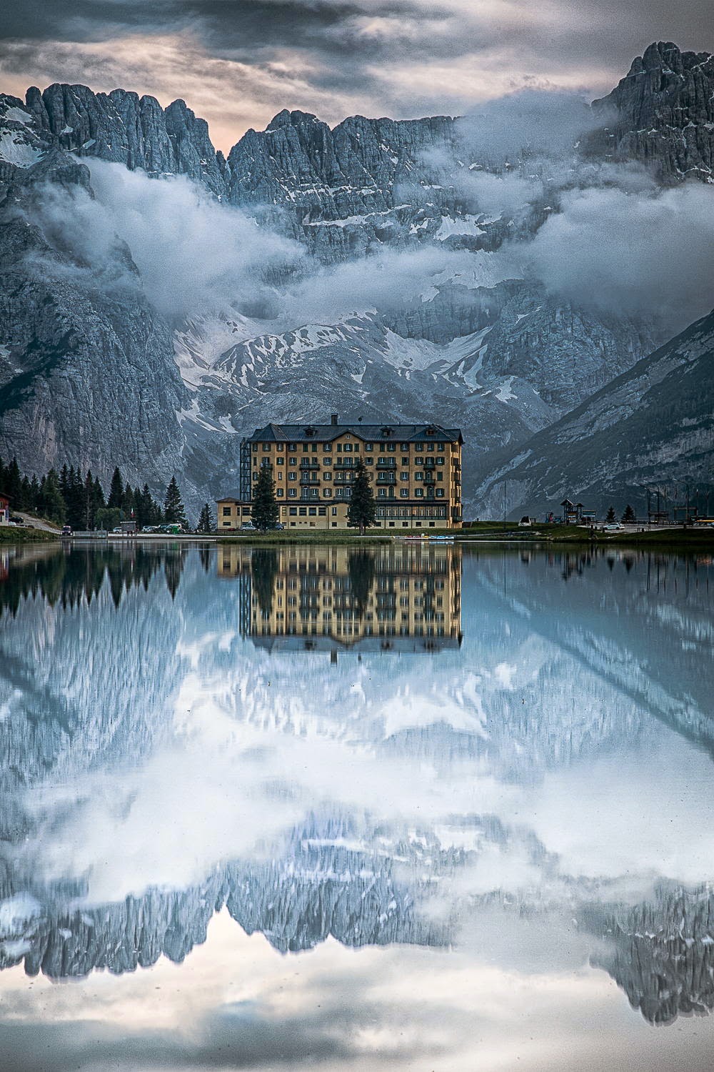 Mobile HD Wallpaper