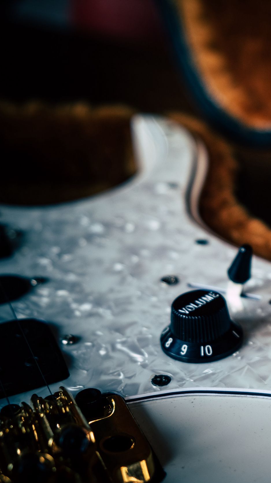 Download Wallpaper 938x1668 Bass Guitar, Strings, Control Iphone 8 7 6s 6 For Parallax HD Background