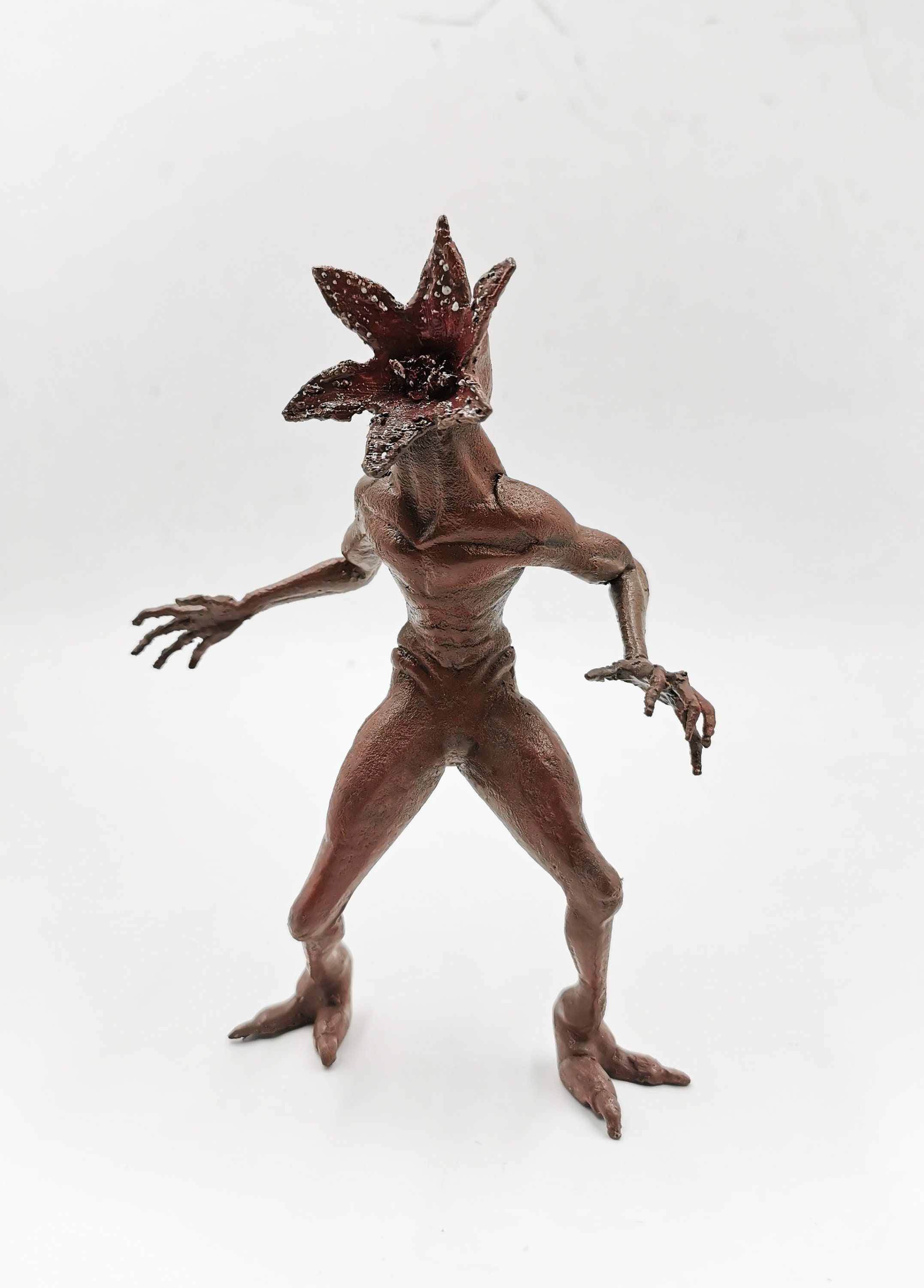 Demogorgon Stranger things sculpture statuette figurine handpainted fanmade Vecna Upside down monster demodog Eleven Hopper. Demogorgon stranger things, Demogorgon, Humanoid creatures