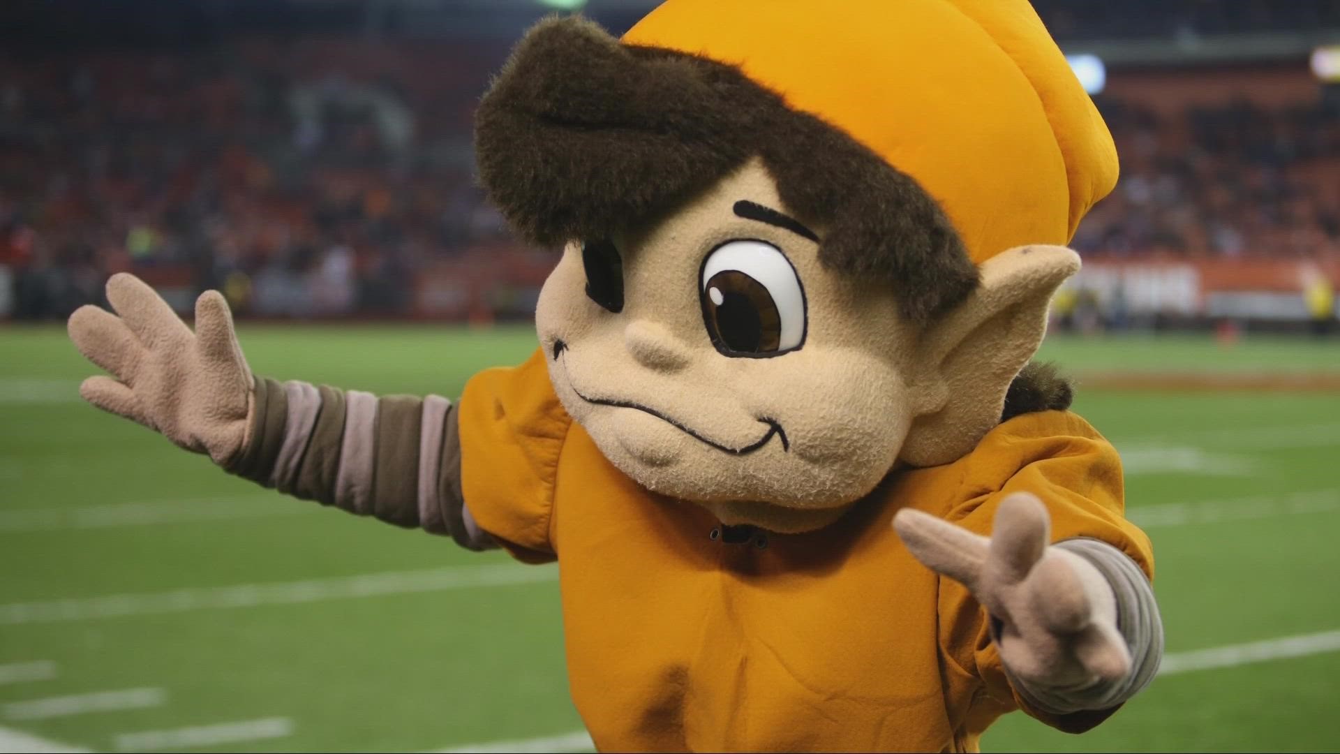 NFL Mascot Brownie the Elf Cleveland Browns Editorial Stock Image