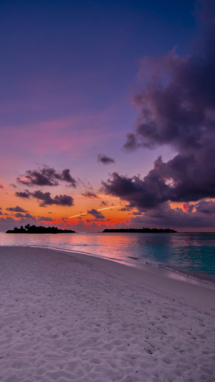 paradise. Lindas paisagens, Papeis de parede praia, Fundo de praia. Sky aesthetic, Sunset picture, Beach sunset wallpaper