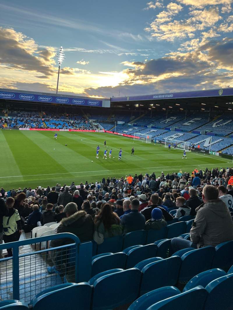 Elland Road Wallpapers - Wallpaper Cave