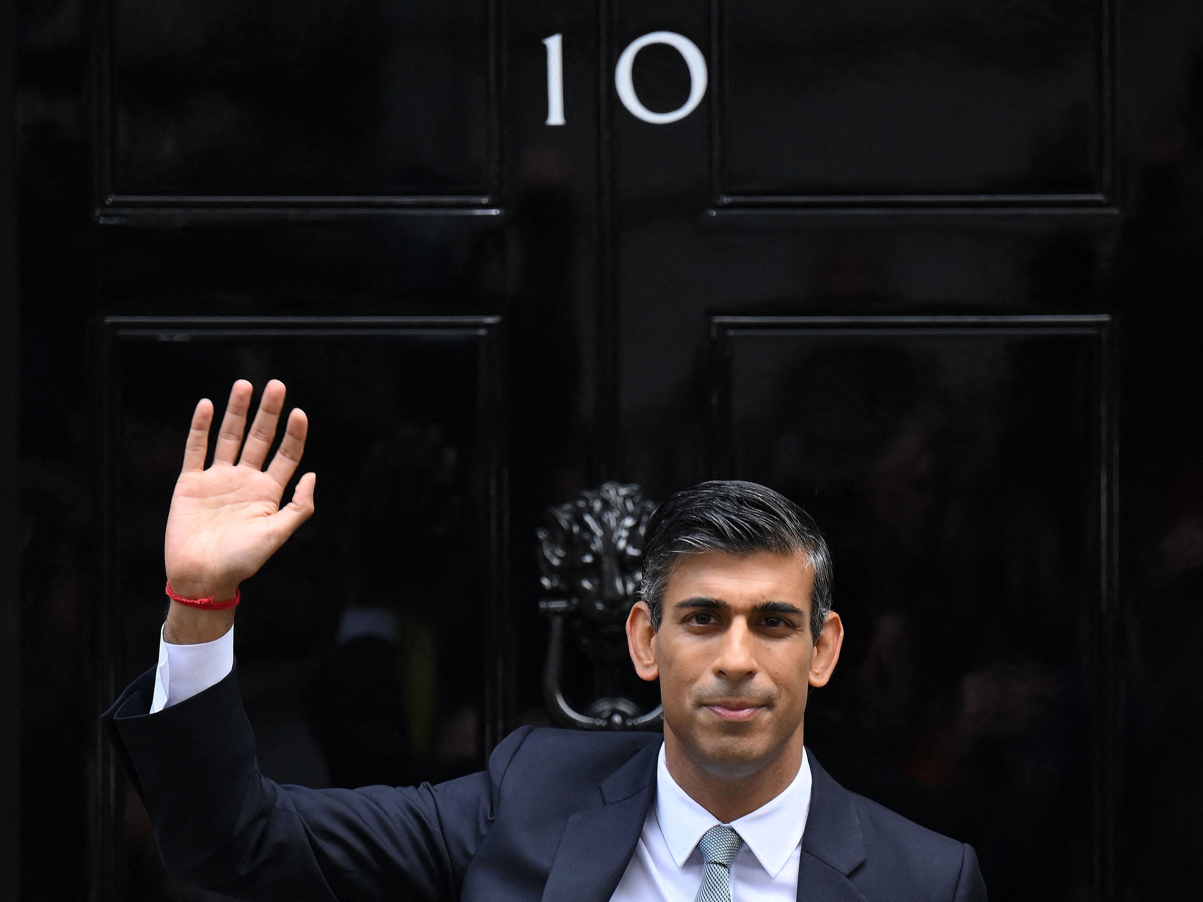 Rishi Sunak takes over as U.K. PM facing enormous economic and political challenges. Hawai'i Public Radio