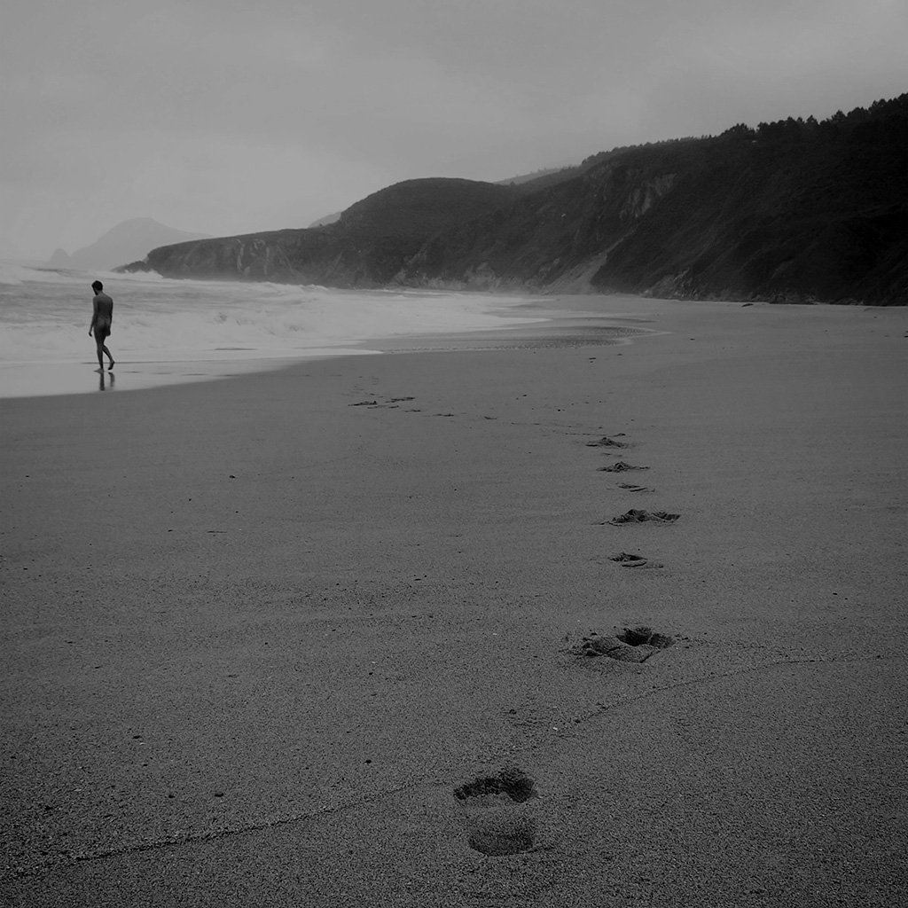 Naked Walk Sea Beach Nature Pure Dark Bw iPad Wallpaper Free Download