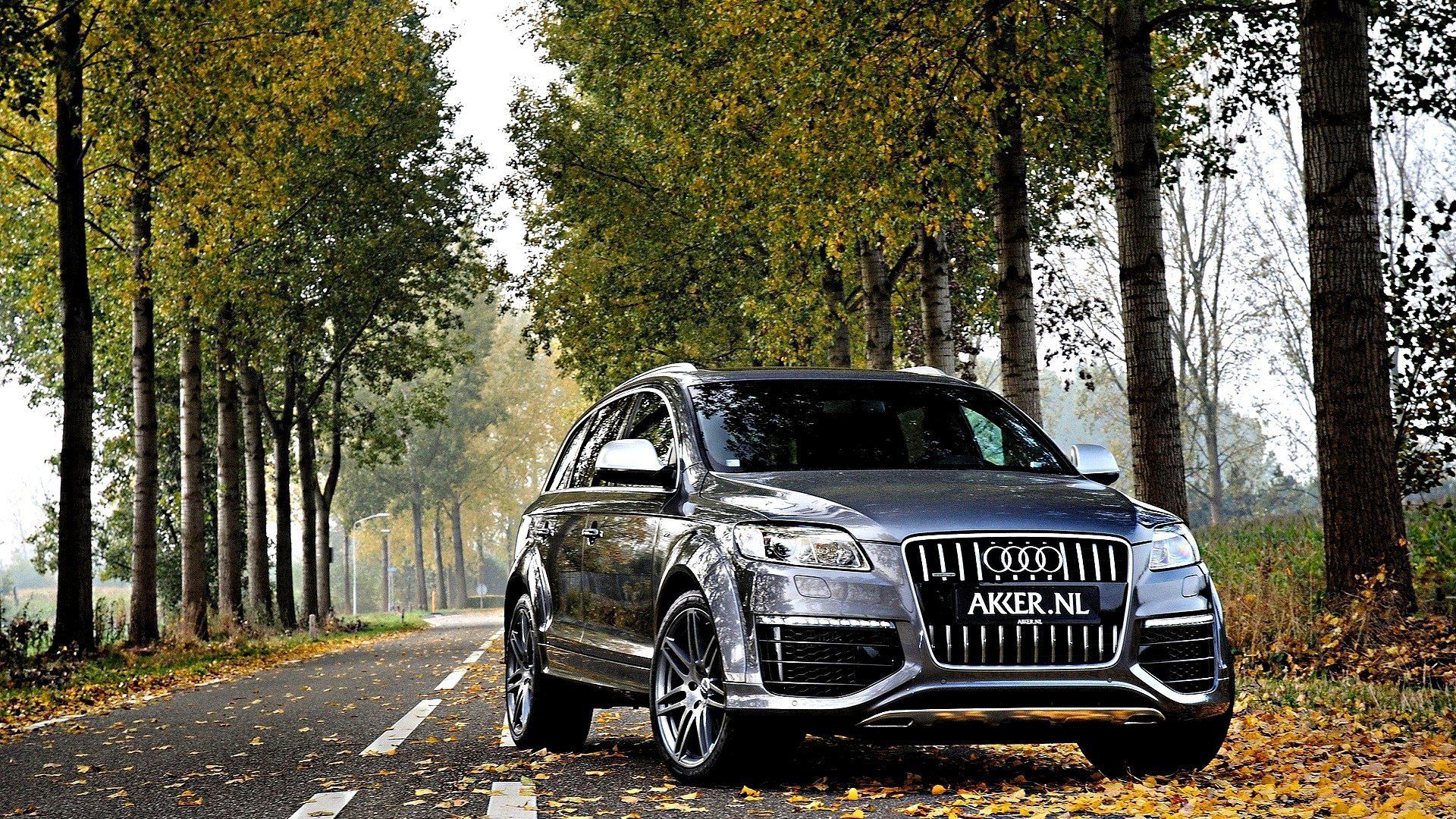 Audi Q7 Wallpaper