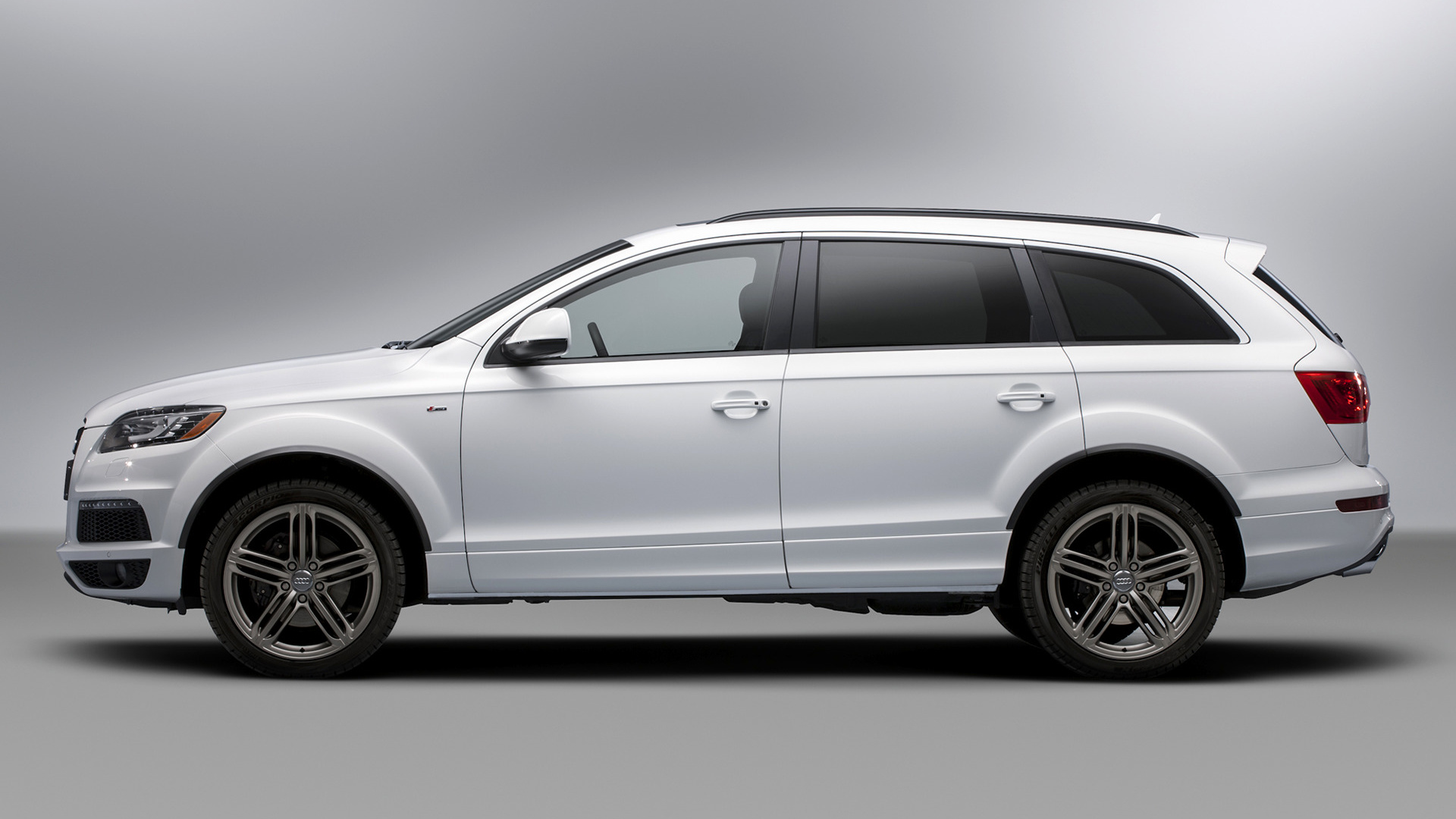 Audi Q7 TDI S Line HD Wallpaper and Background