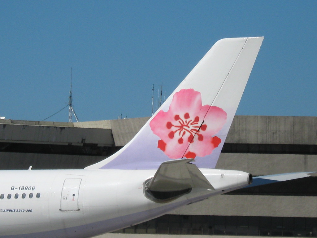 CHINA AIRLINES TAIL