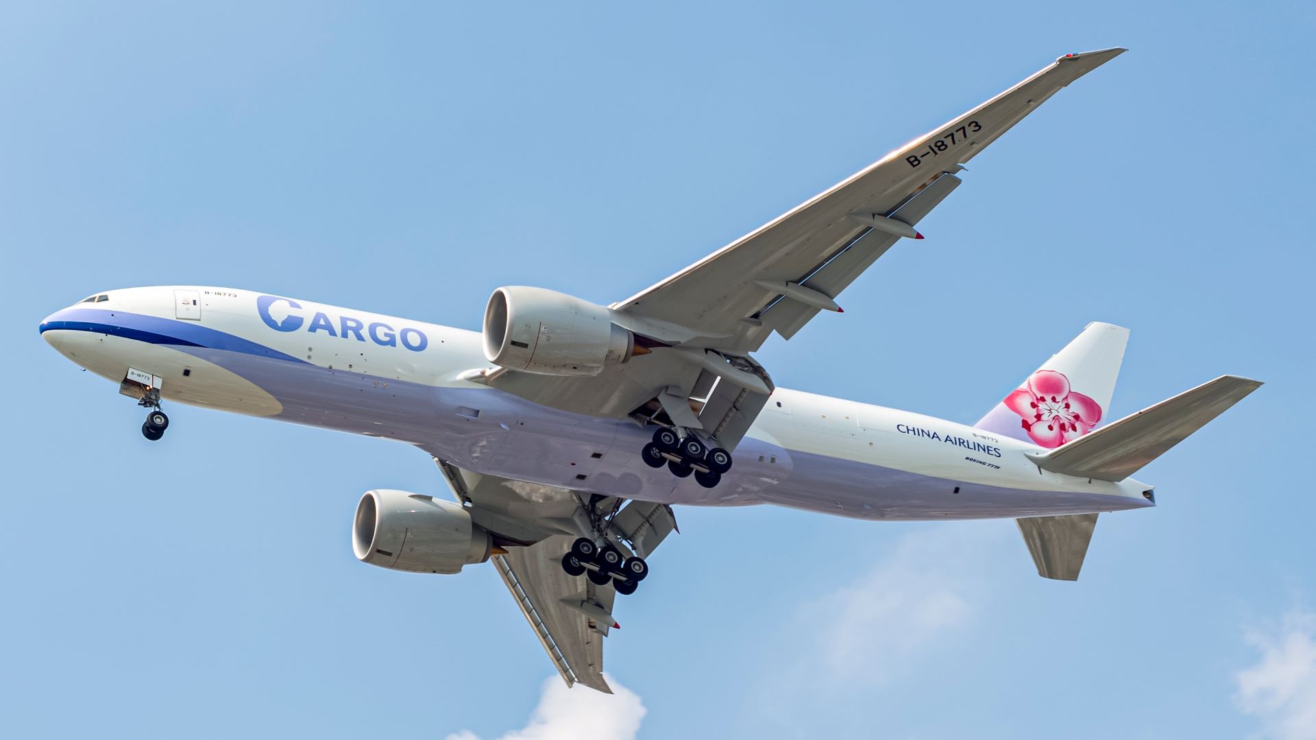 China Airlines orders 4 Boeing 777 freighters after 2021 cargo record