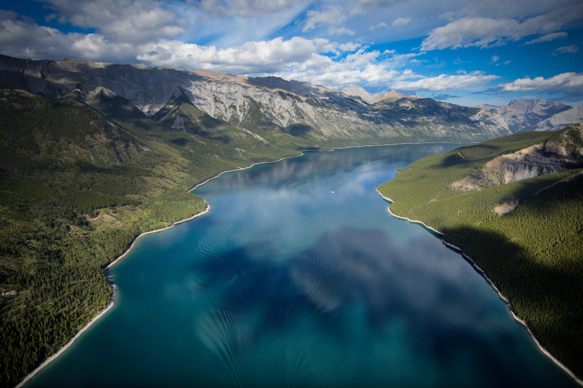 Lake Minnewanka Alberta Wallpapers - Wallpaper Cave