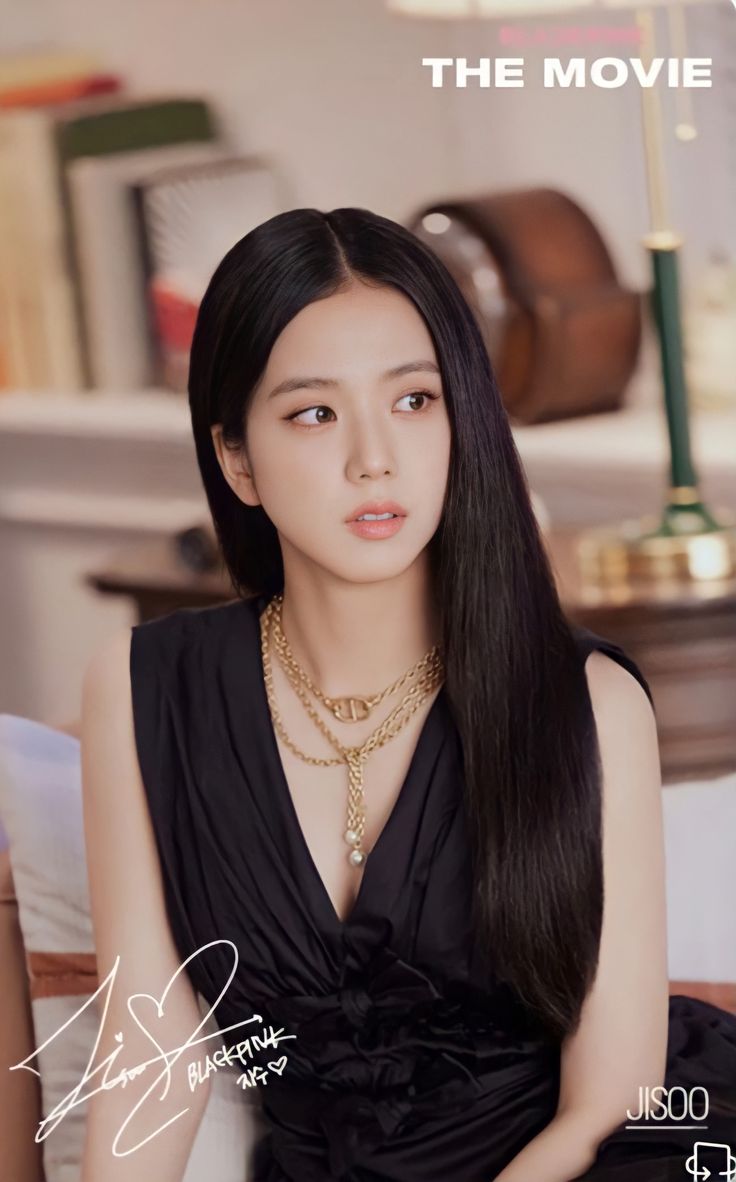 Jisoo. THE MOVIE PHOTOCARD. Blackpink jisoo, Blackpink, Beauty