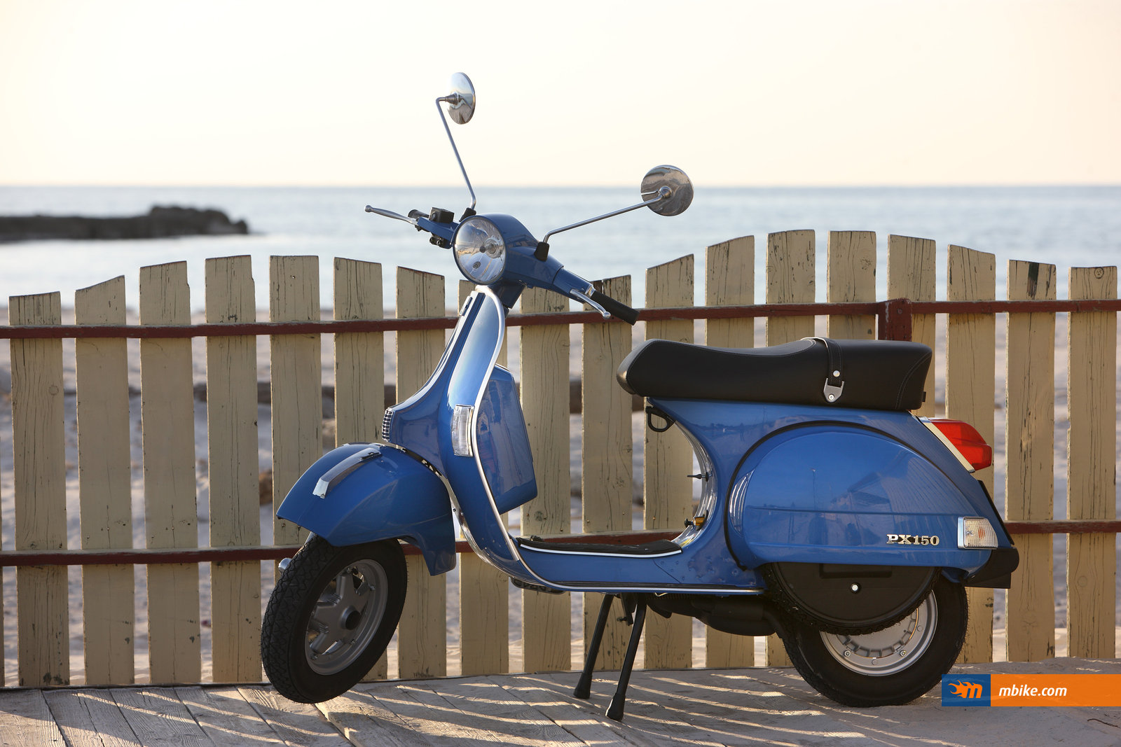 Vespa PX 150 Wallpaper