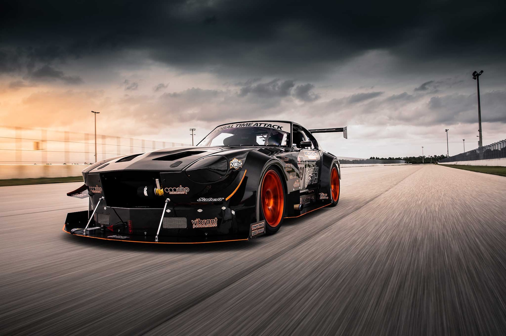 Datsun 240Z Rust and Dust