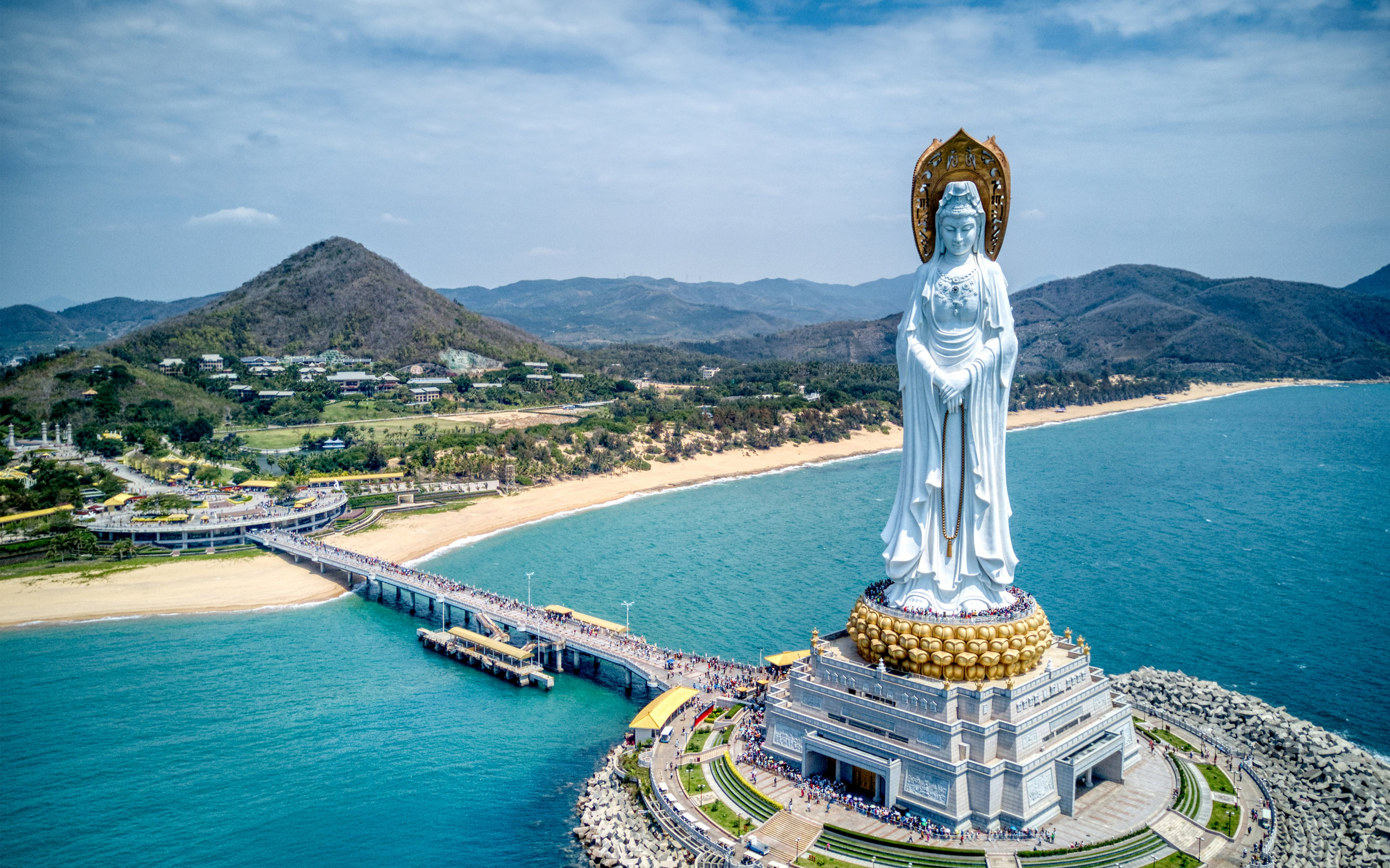 Download wallpaper Guanyin of Nanshan, statue of the bodhisattva Guanyin, Nanshan Temple, landmark, buddhism, Sanya, Hainan, China for desktop with resolution 2880x1800. High Quality HD picture wallpaper