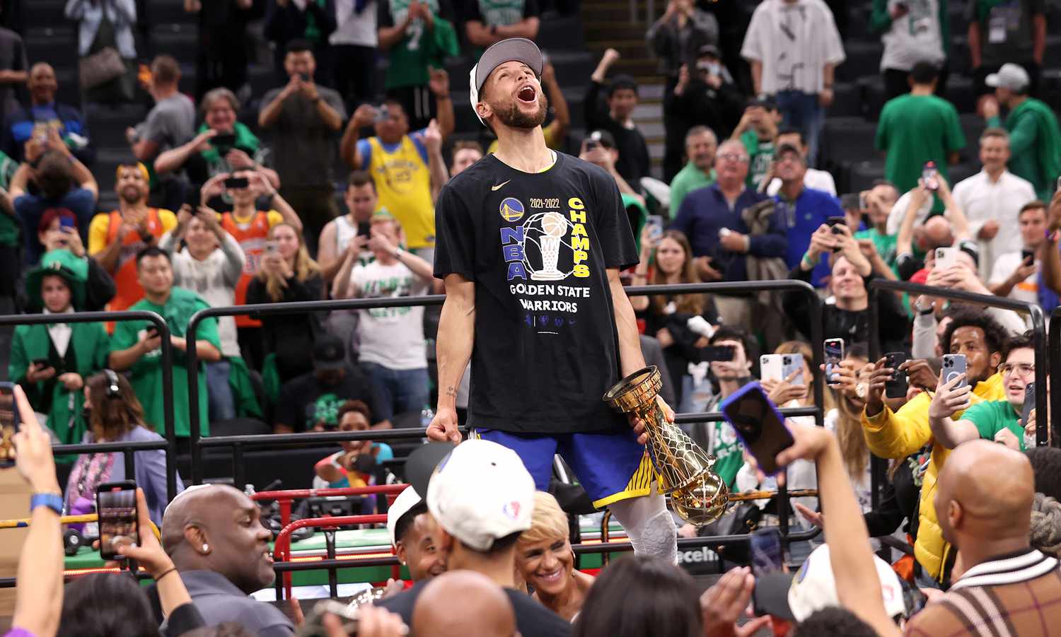 The Best Photo from Stephen Curry and the Warriors' 2022 NBA Finals Win