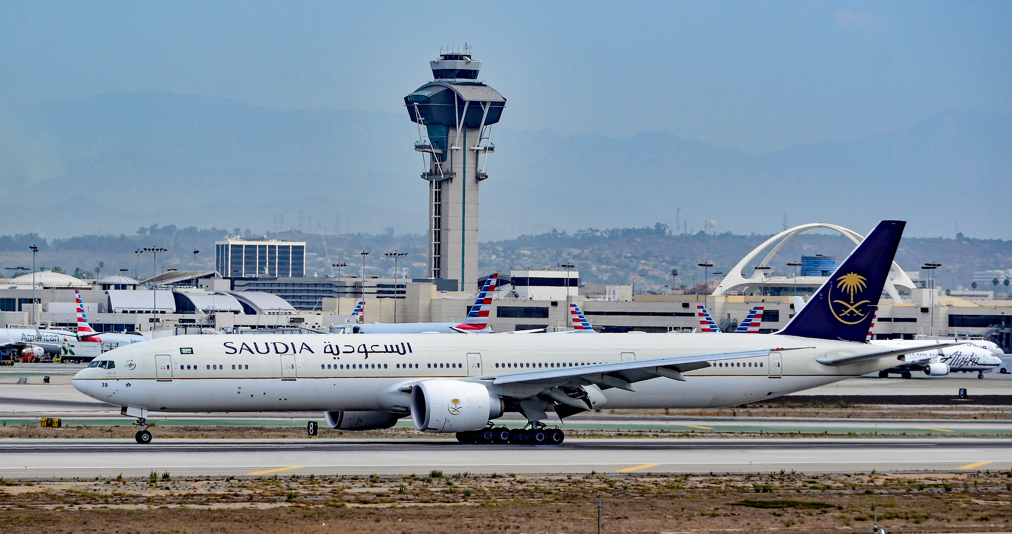 HZ AK38 Saudi Arabian Airlines Boeing 777 3FG(ER) S N