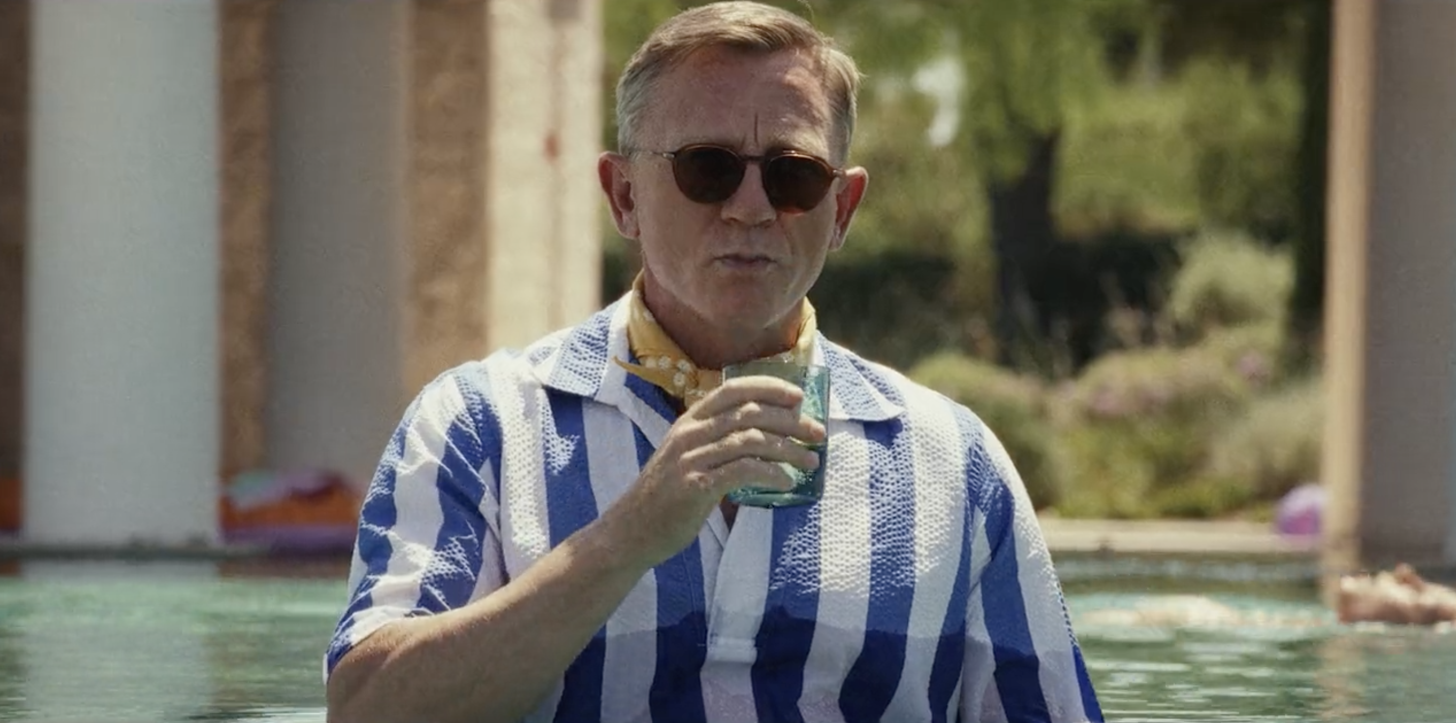 Knives Out 2 Glass Onion Trailer: Daniel Craig Stars in Netflix Movie