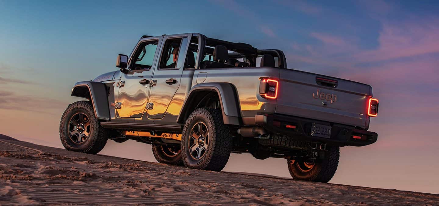 2023 Jeep® Gladiator Pics Photo Gallery