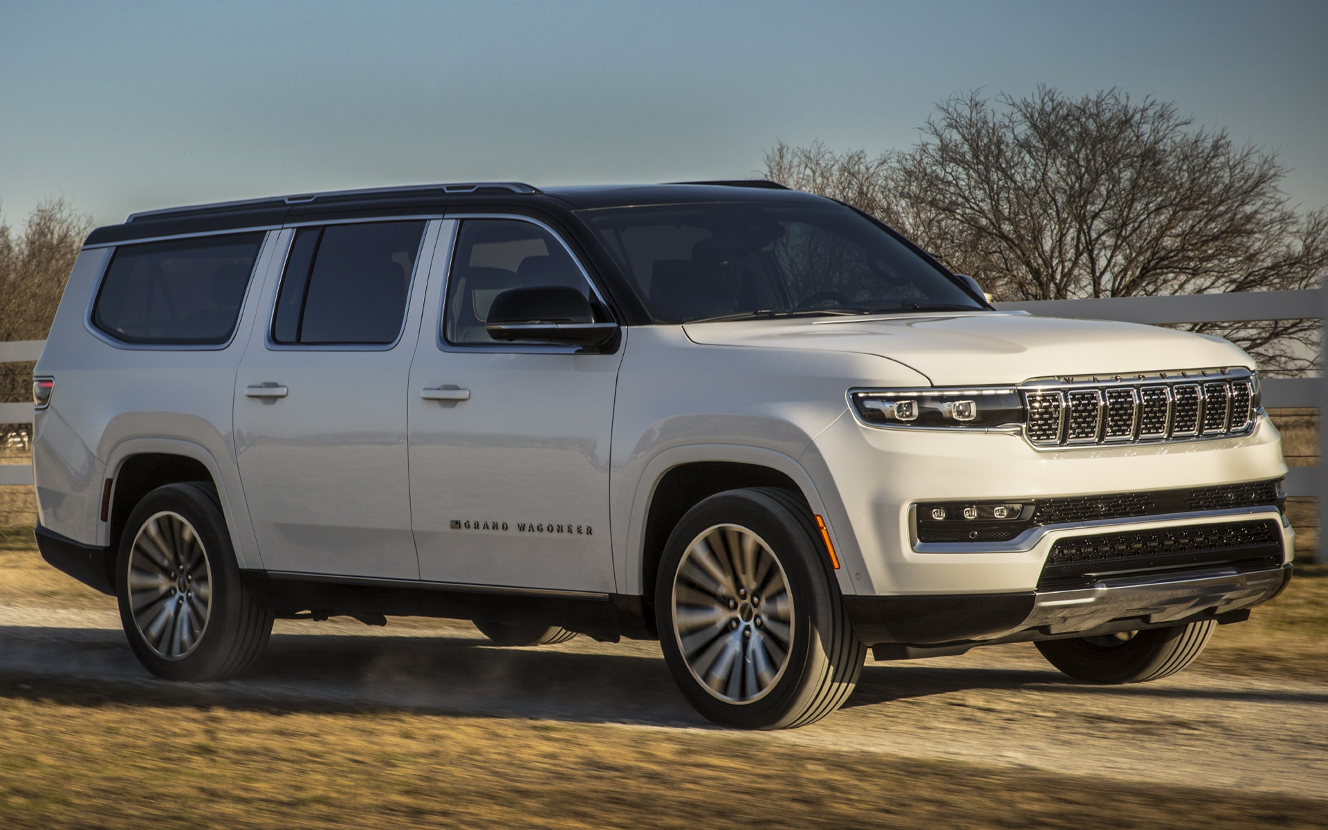 2023 Jeep Grand Wagoneer L and HD Image