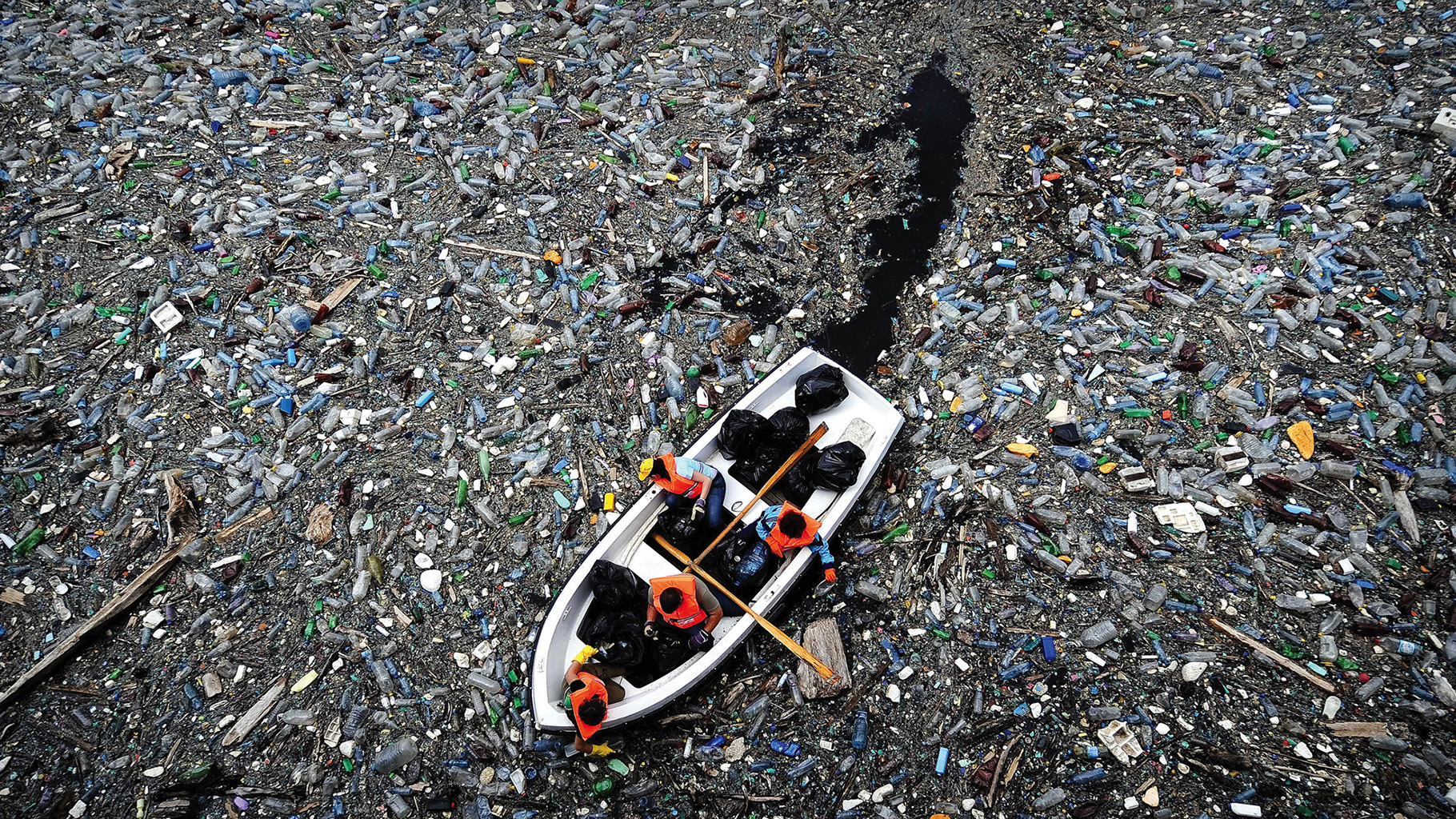 Confronting Ocean Plastic Pollution. The Pew Charitable Trusts
