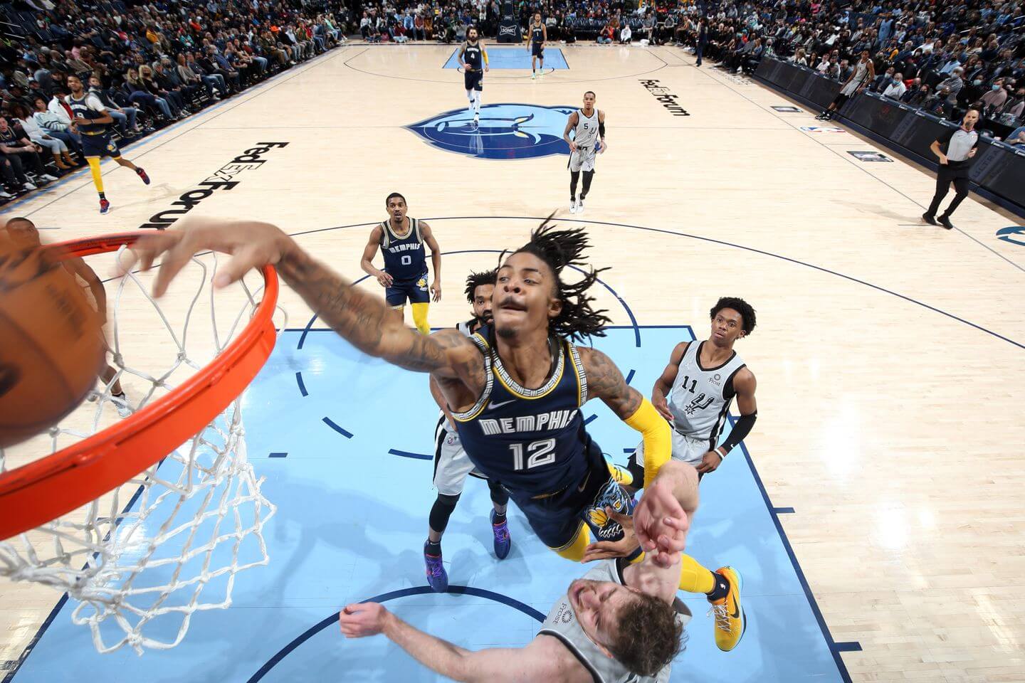 Grizzlies' Ja Morant Gets Poster Dunk, Buzzer Beater En Route To Career High 52 Points Vs. Spurs