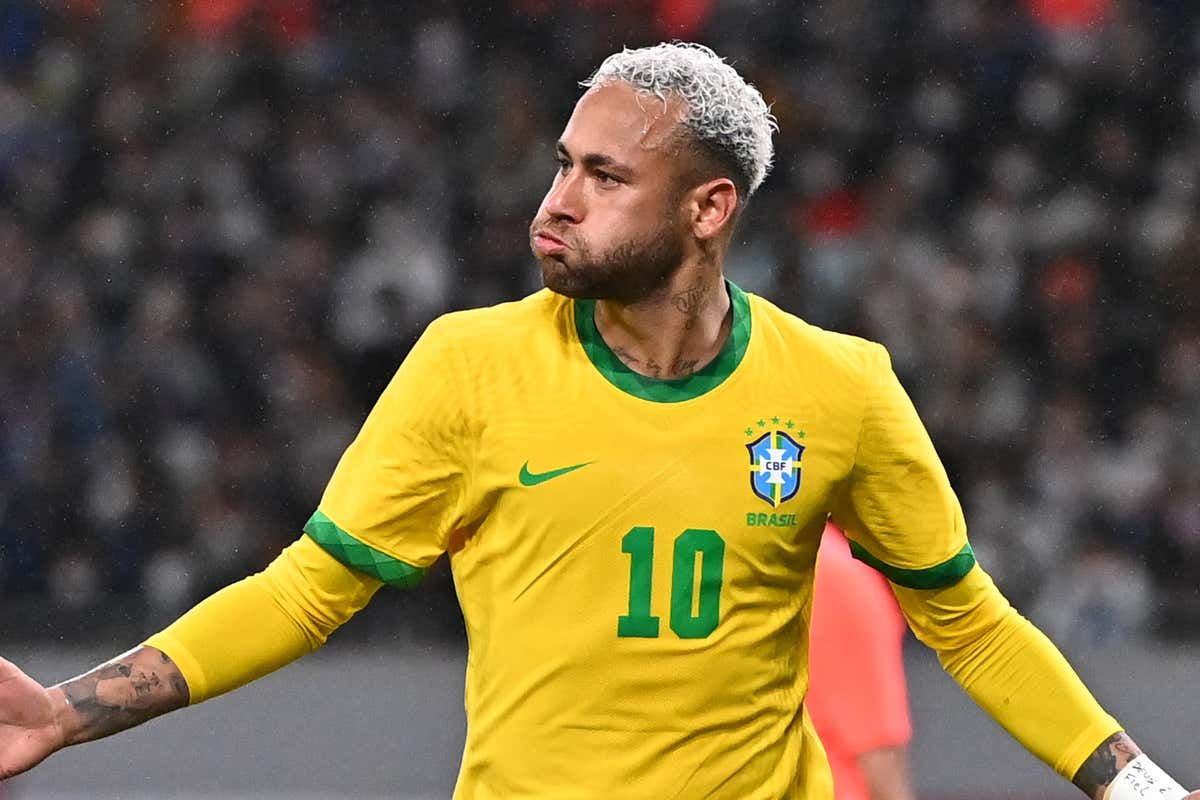 Kaka names Neymar his favourite player & insists 'pressure will be off' Brazil star at World Cup