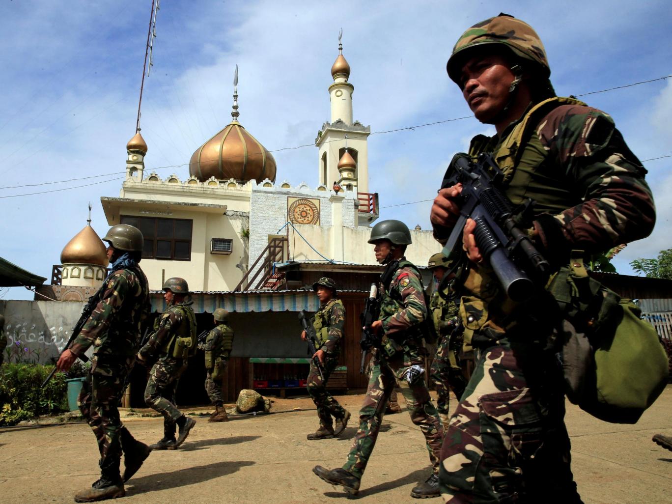 PHILIPPINES Filipino military promises “not to bomb” mosques