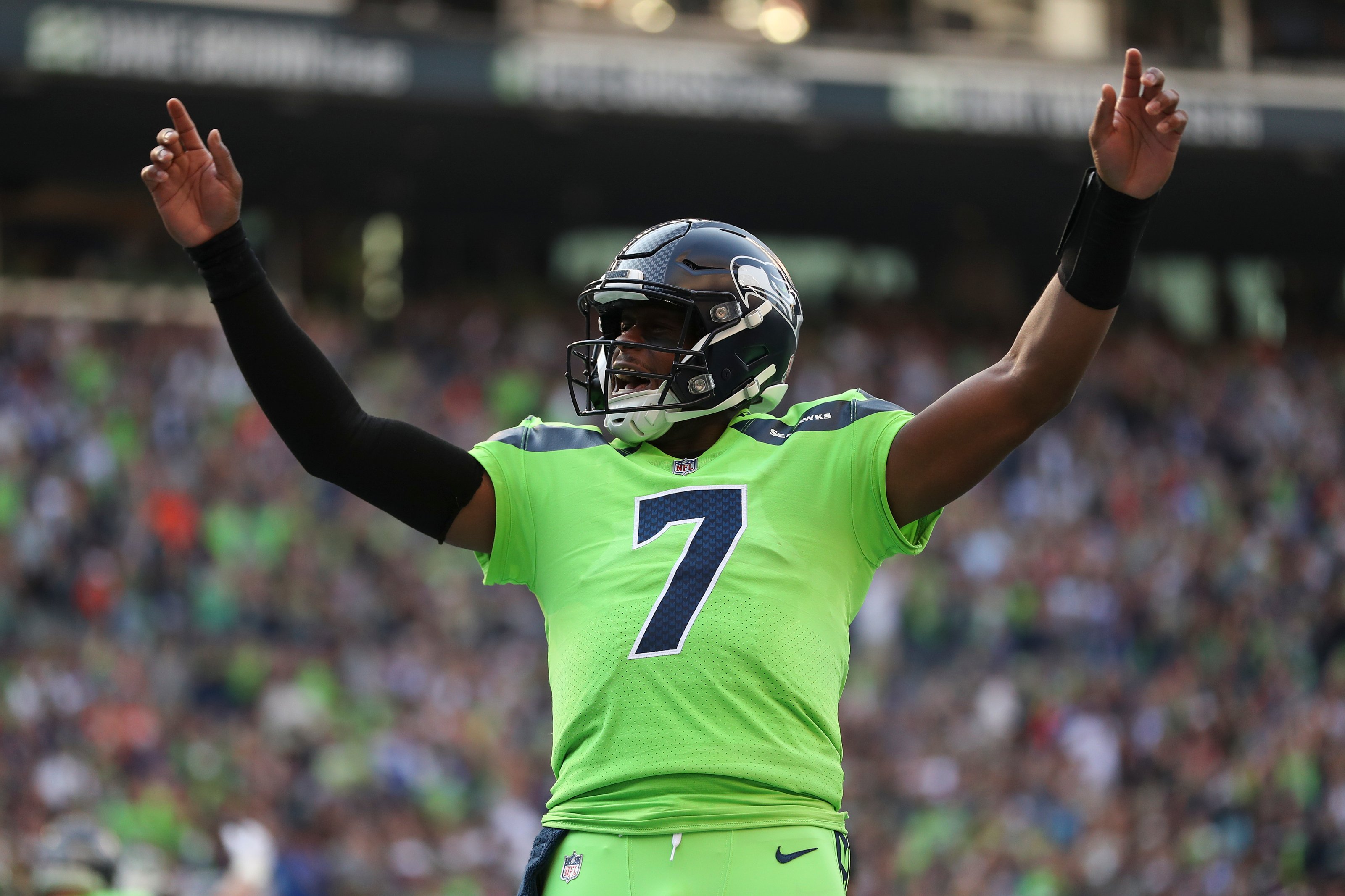 Geno Smith continues putting past cries for Russell Wilson, Baker Mayfield to shame