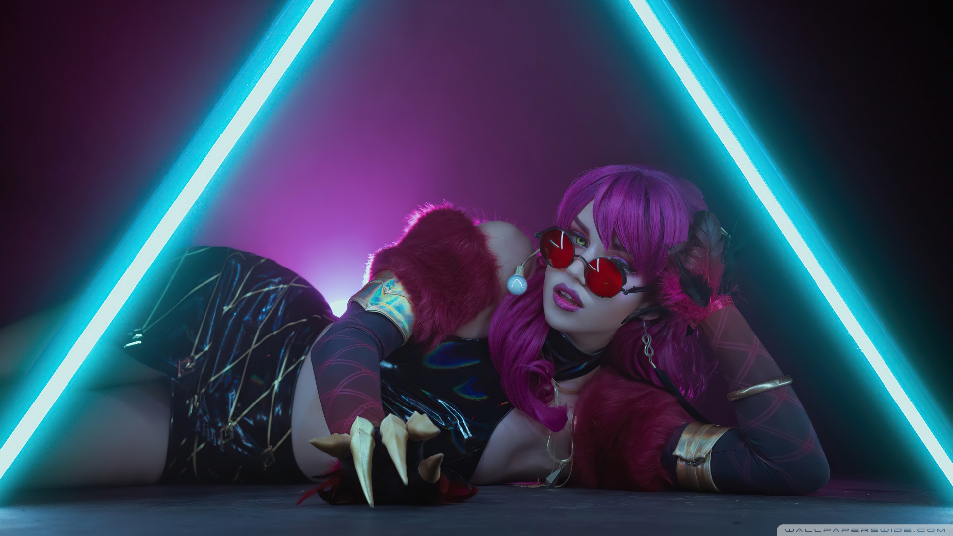 Gamer Girl Ultra HD Desktop Background Wallpaper for 4K UHD TV, Widescreen & UltraWide Desktop & Laptop, Multi Display, Dual Monitor, Tablet