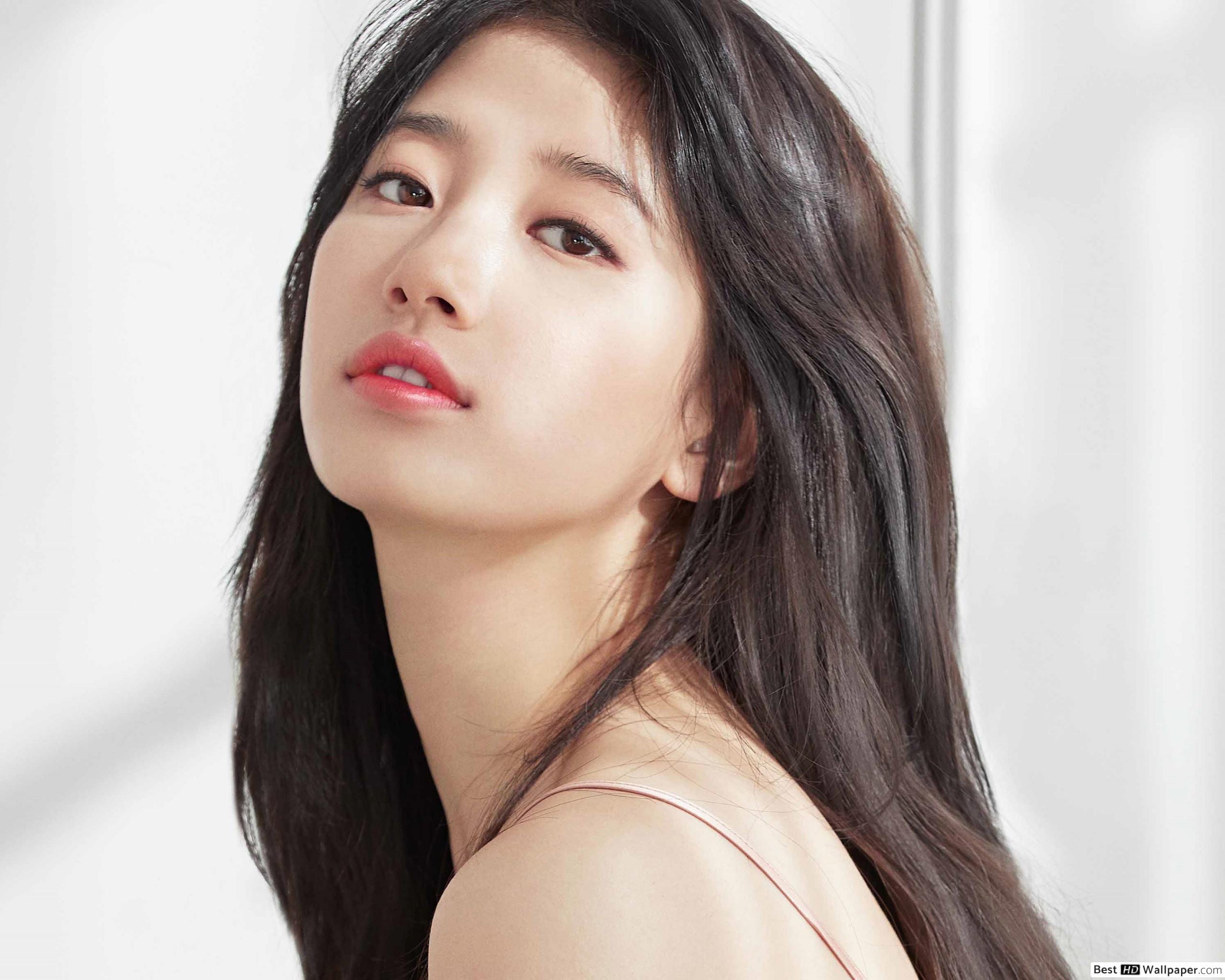 Bae Suzy In Talks To Star In The Upcoming Series “Second Anna”