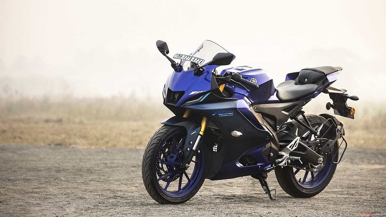 New Yamaha YZF R15 V4.0: Review Image Gallery