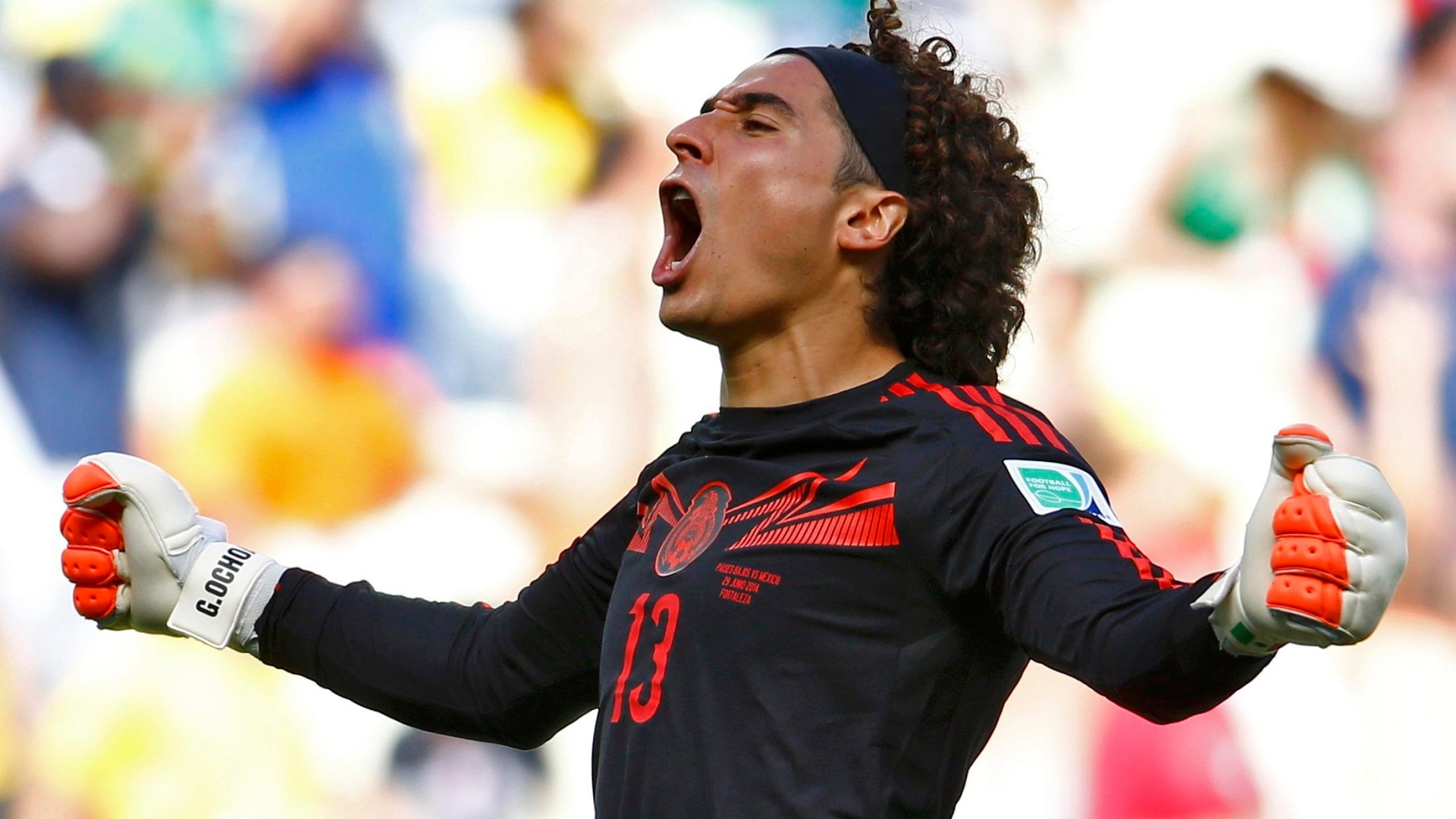 How Guillermo Ochoa became the best goalkeeper in the world for 3 weeks