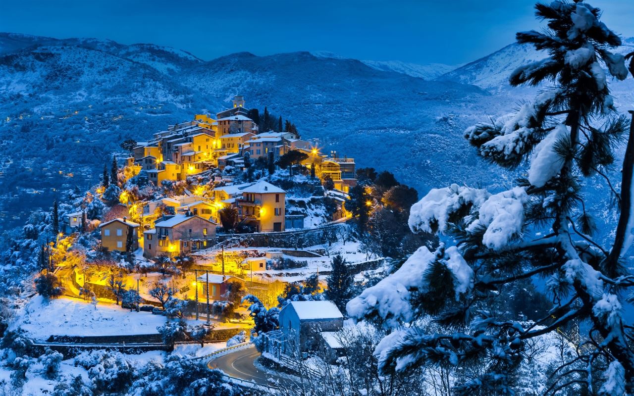 Beautiful christmas village MacBook Air Wallpaper Download