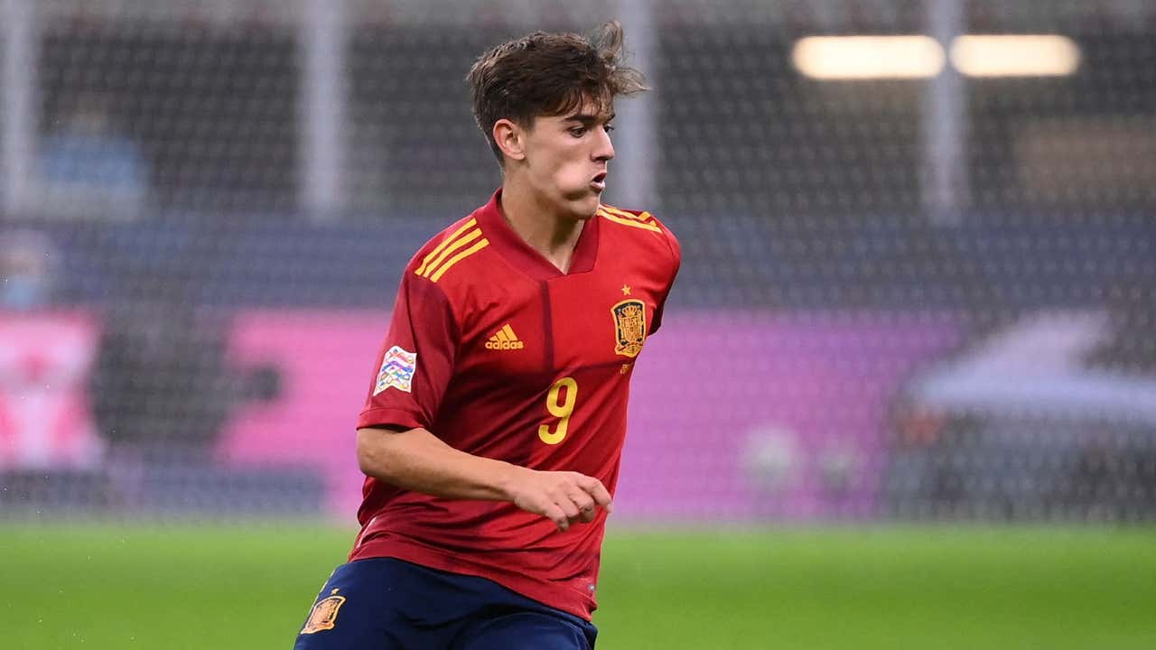 Gavi becomes Spain's youngest