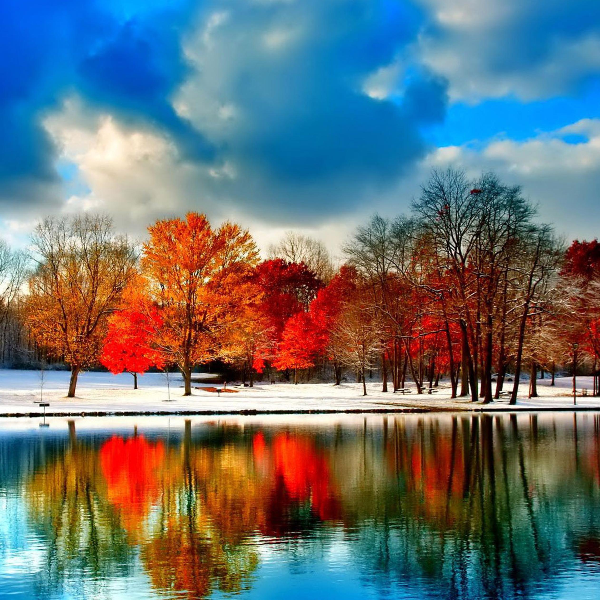 Wonderful Autumn trees in the lake