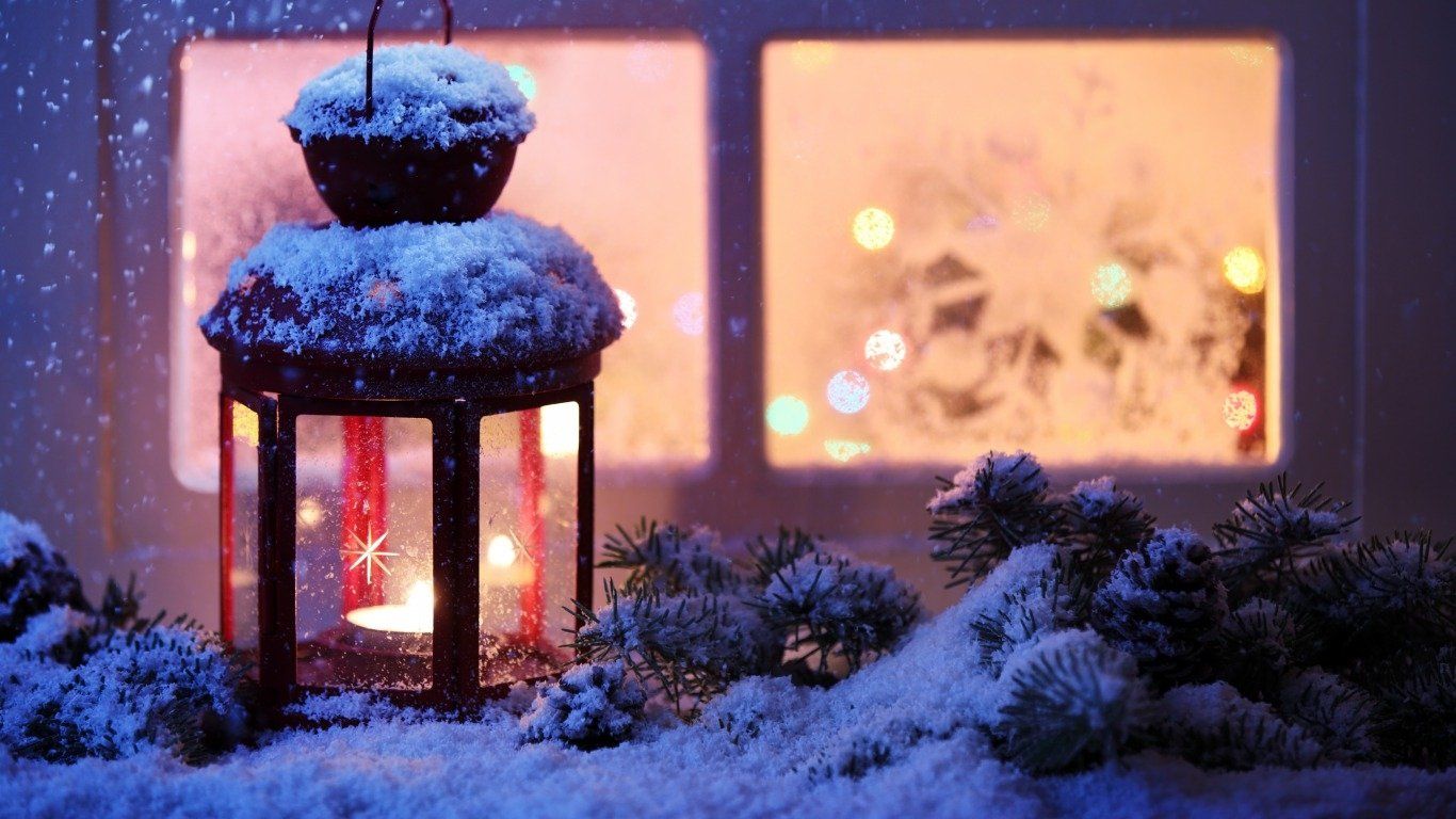 Winter Window Candle Wallpapers - Wallpaper Cave