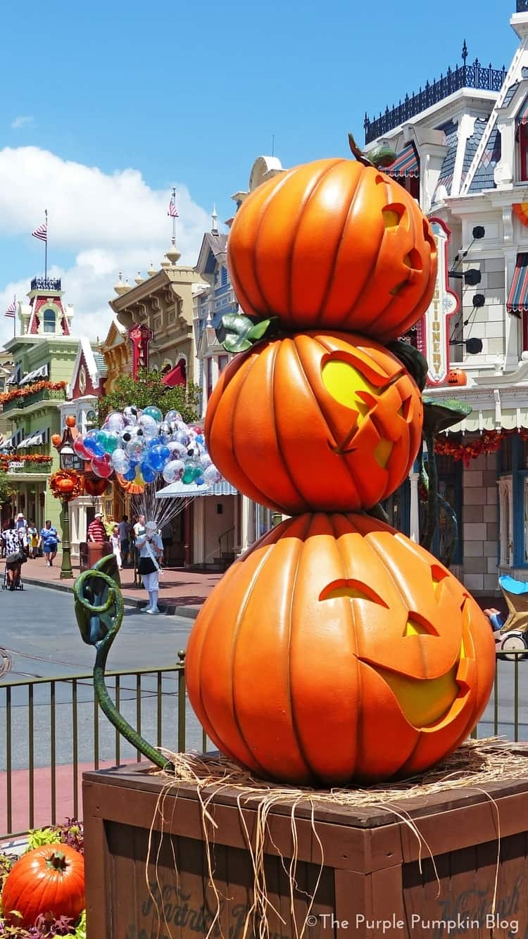 Disney Halloween iPhone Wallpaper