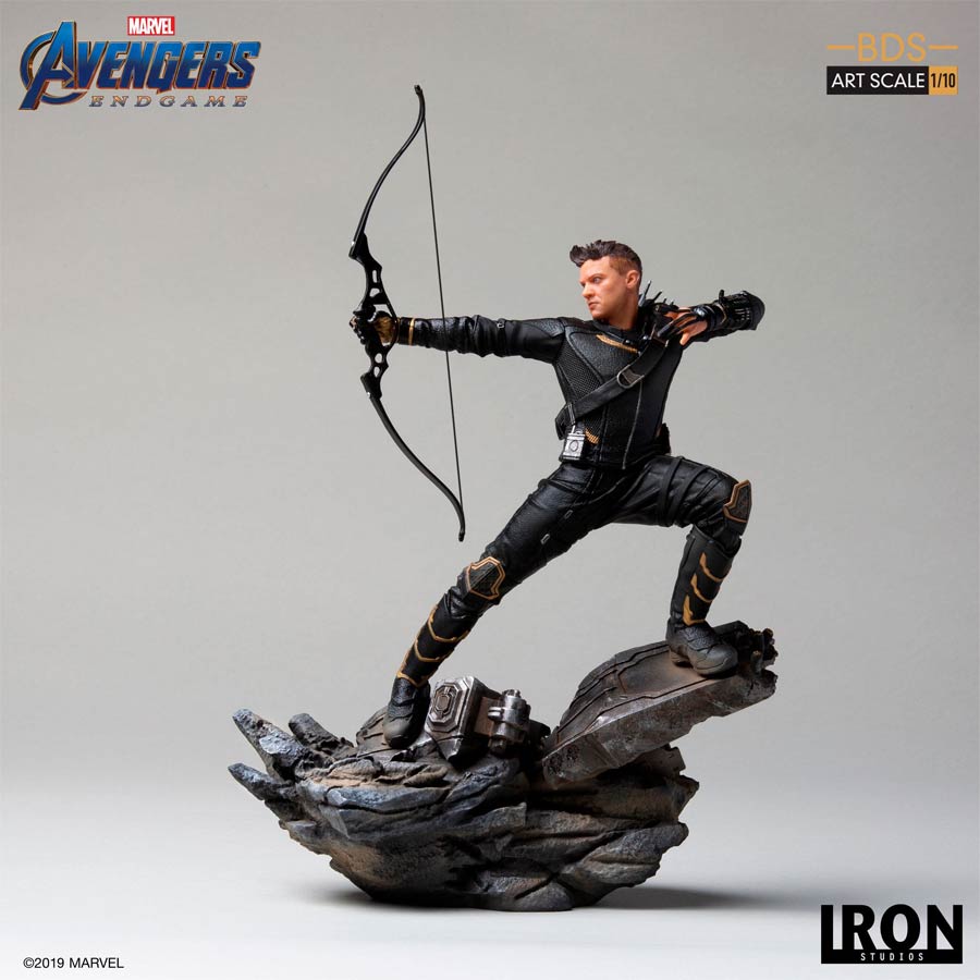 Avengers Endgame Hawkeye Battle Diorama Art Scale 1 10 Scale Statue