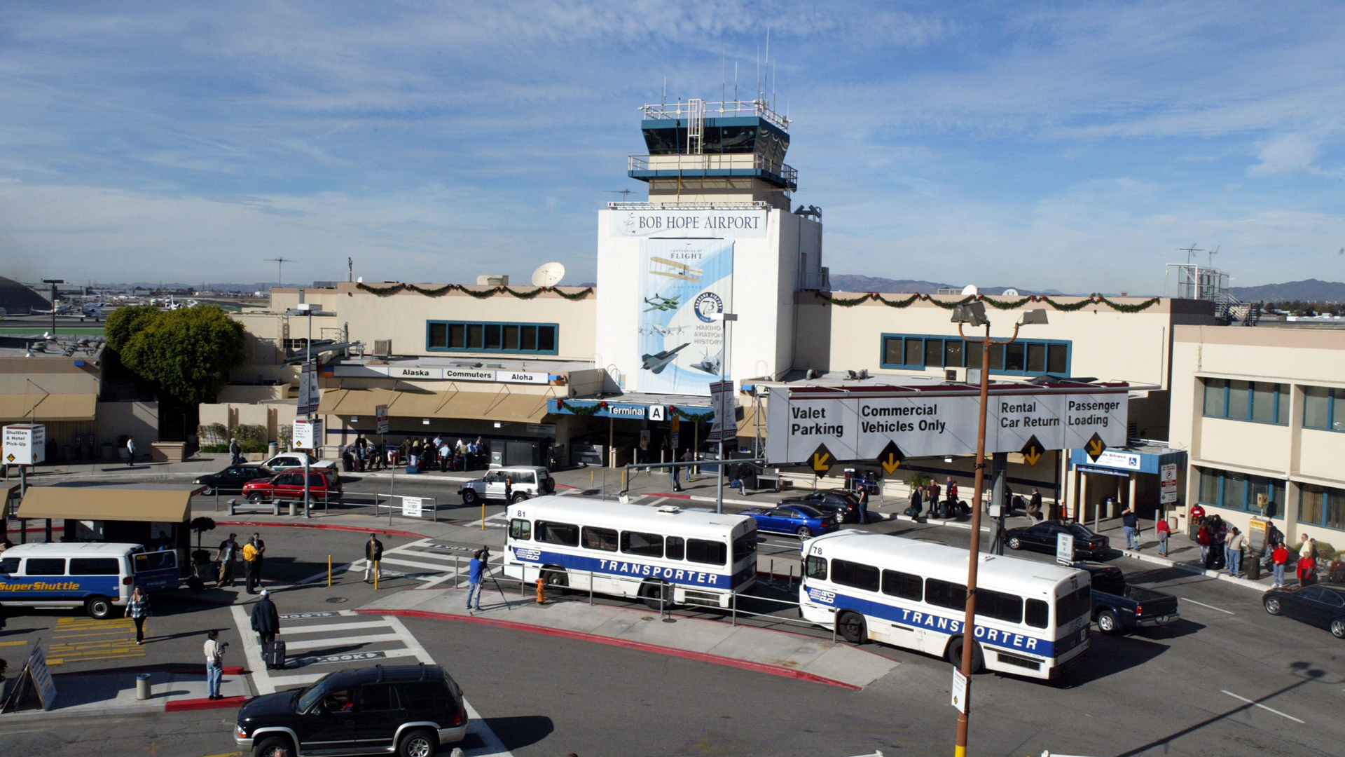 Employee at Hollywood Burbank Airport has tested positive for coronavirus