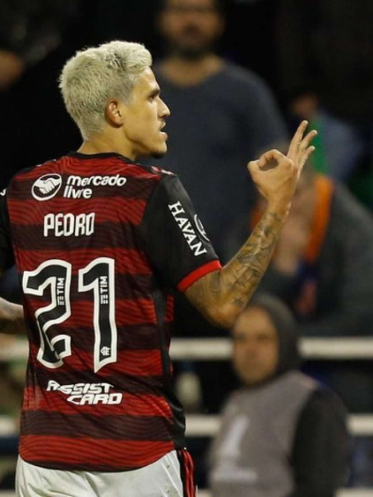 Pedro alcança ídolos do Flamengo, avança por seu melhor ano na carreira e torna óbvia decisão de Tite