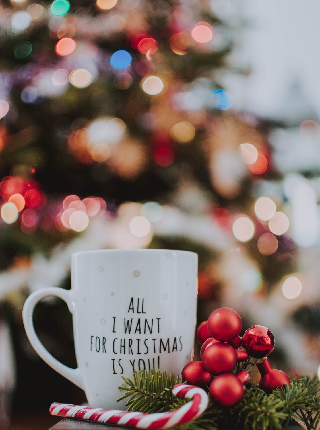 Aesthetic Christmas Wallpaper Background For iPhone (Free!)