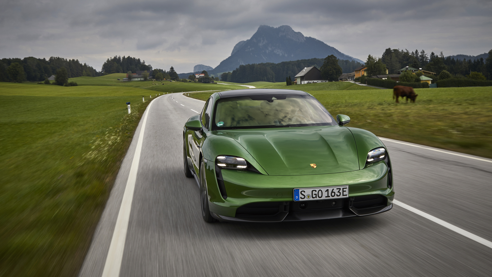 Porsche Taycan Turbo S HD Wallpaper and Background