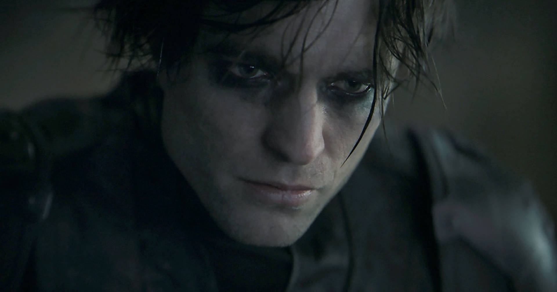 Download The Batman 2022 Robert Pattinson Wallpaper