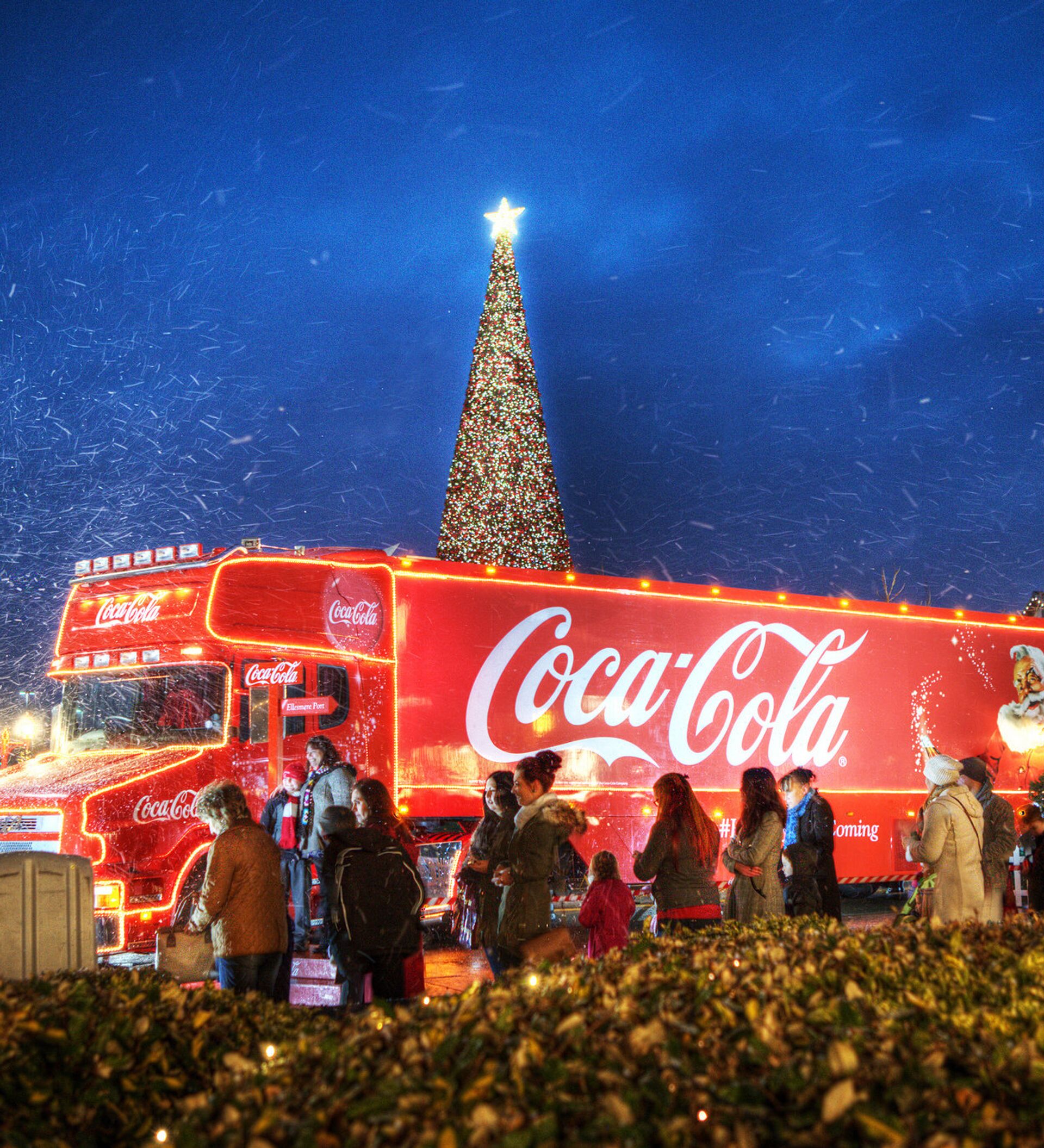 Liverpool Politician Wants to Ban Coca Cola Christmas Truck Over Obesity Worries.08.2016, Sputnik International
