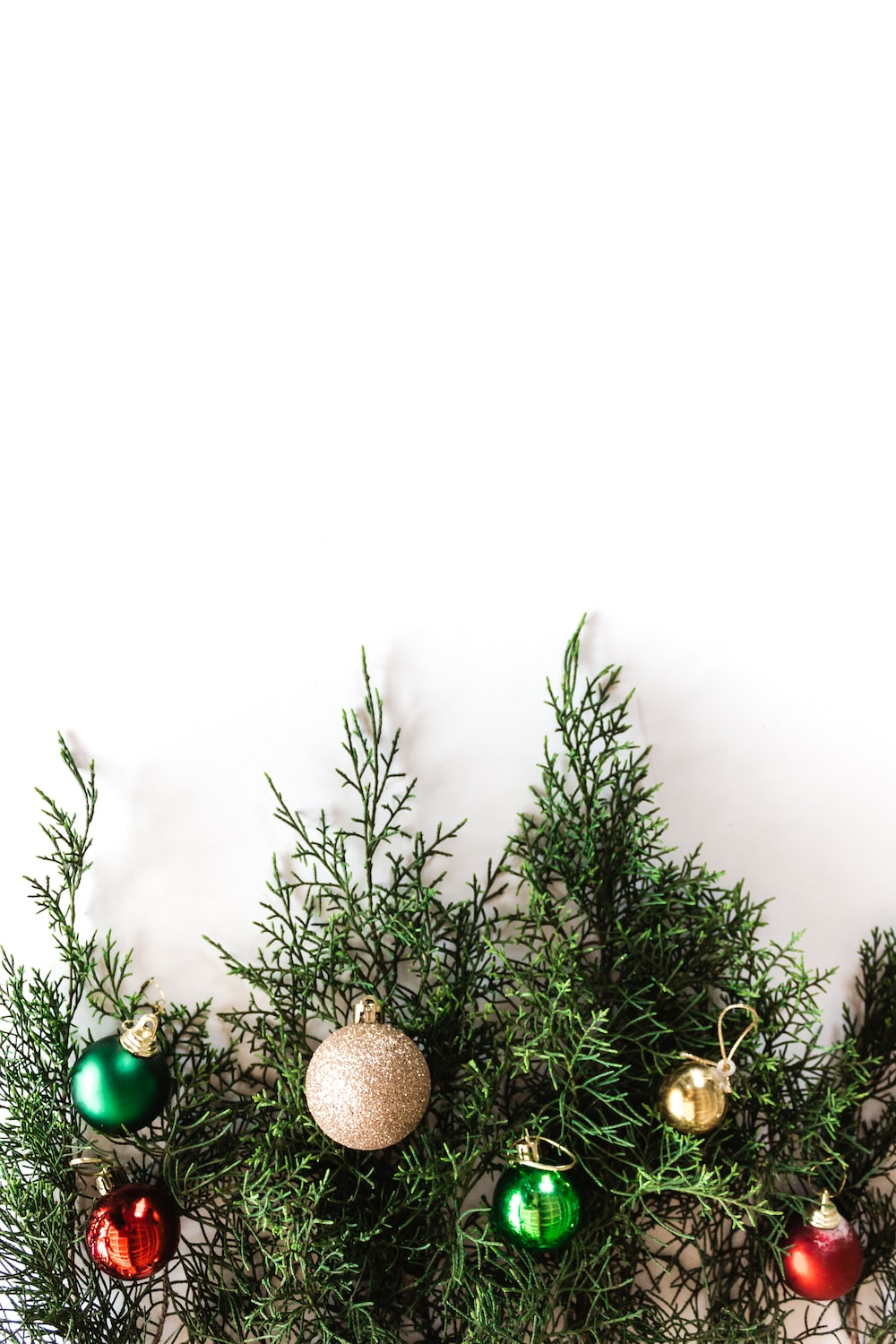 Silver Christmas Ornament Wallpapers - Wallpaper Cave