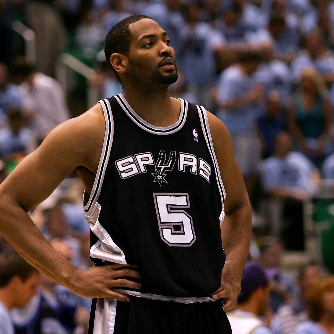 Spurs 50 for Number 19 Horry The Rock