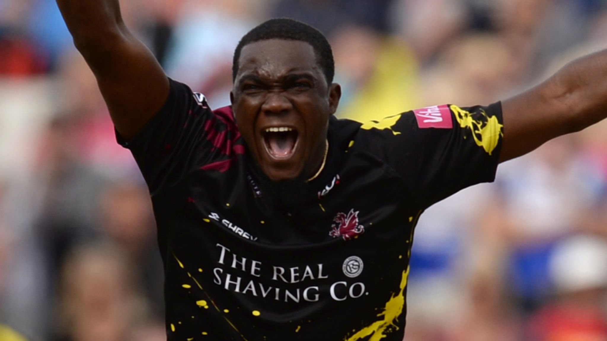 Gloucestershire Sign West Indies Fast Bowler Jerome Taylor On Three Year Deal