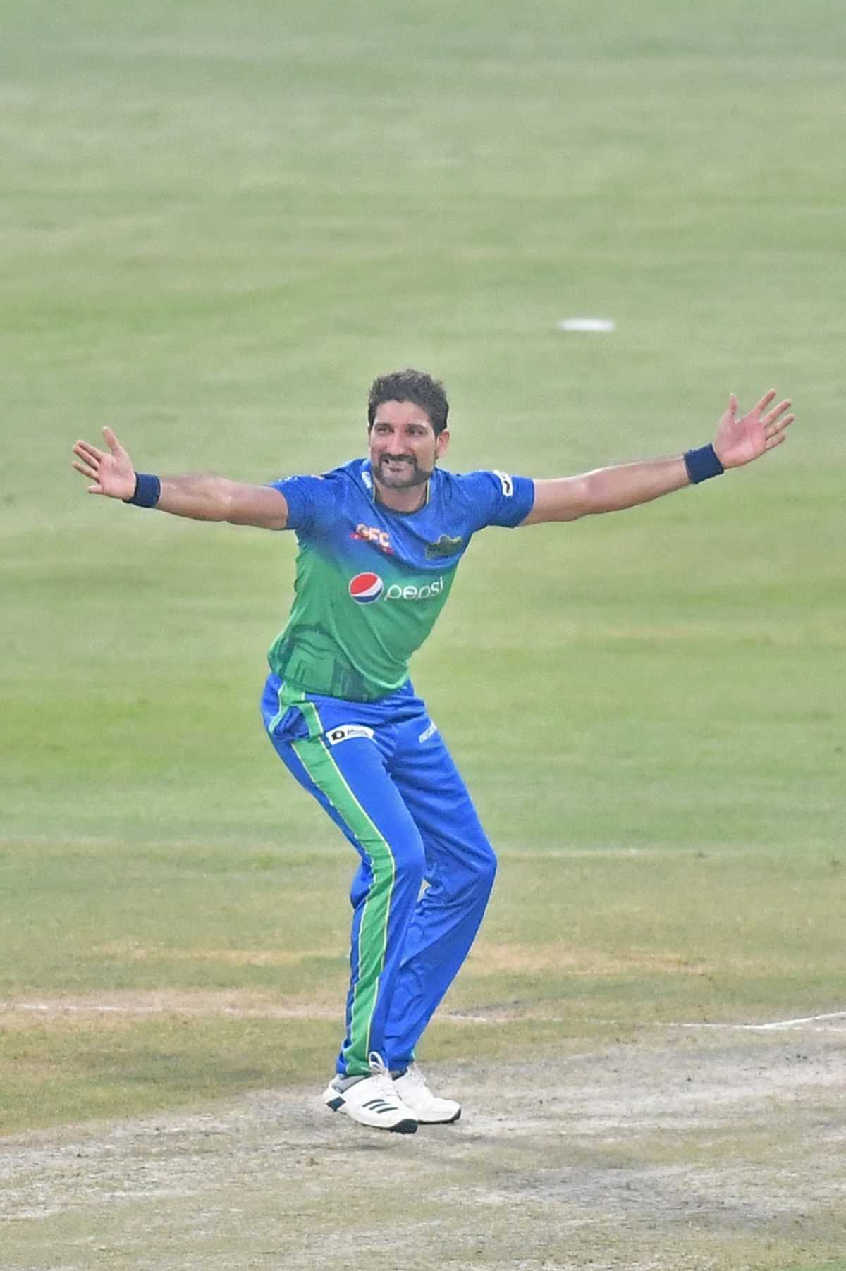 Sohail Tanvir ODI photo and editorial news picture from ESPNcricinfo Image